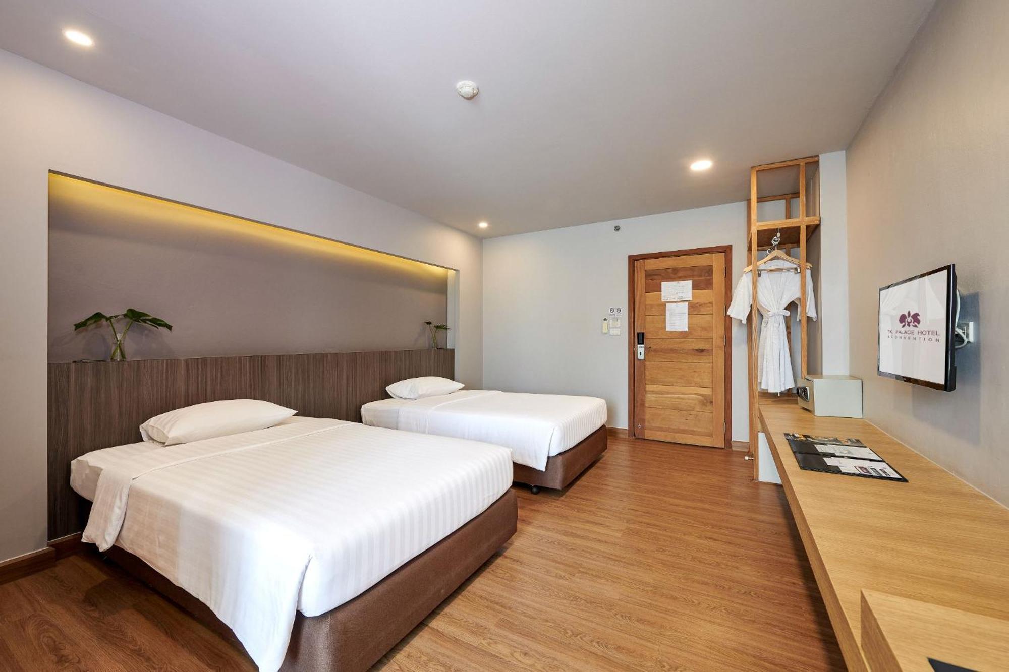 Tk Palace & Convention Hotel 4*