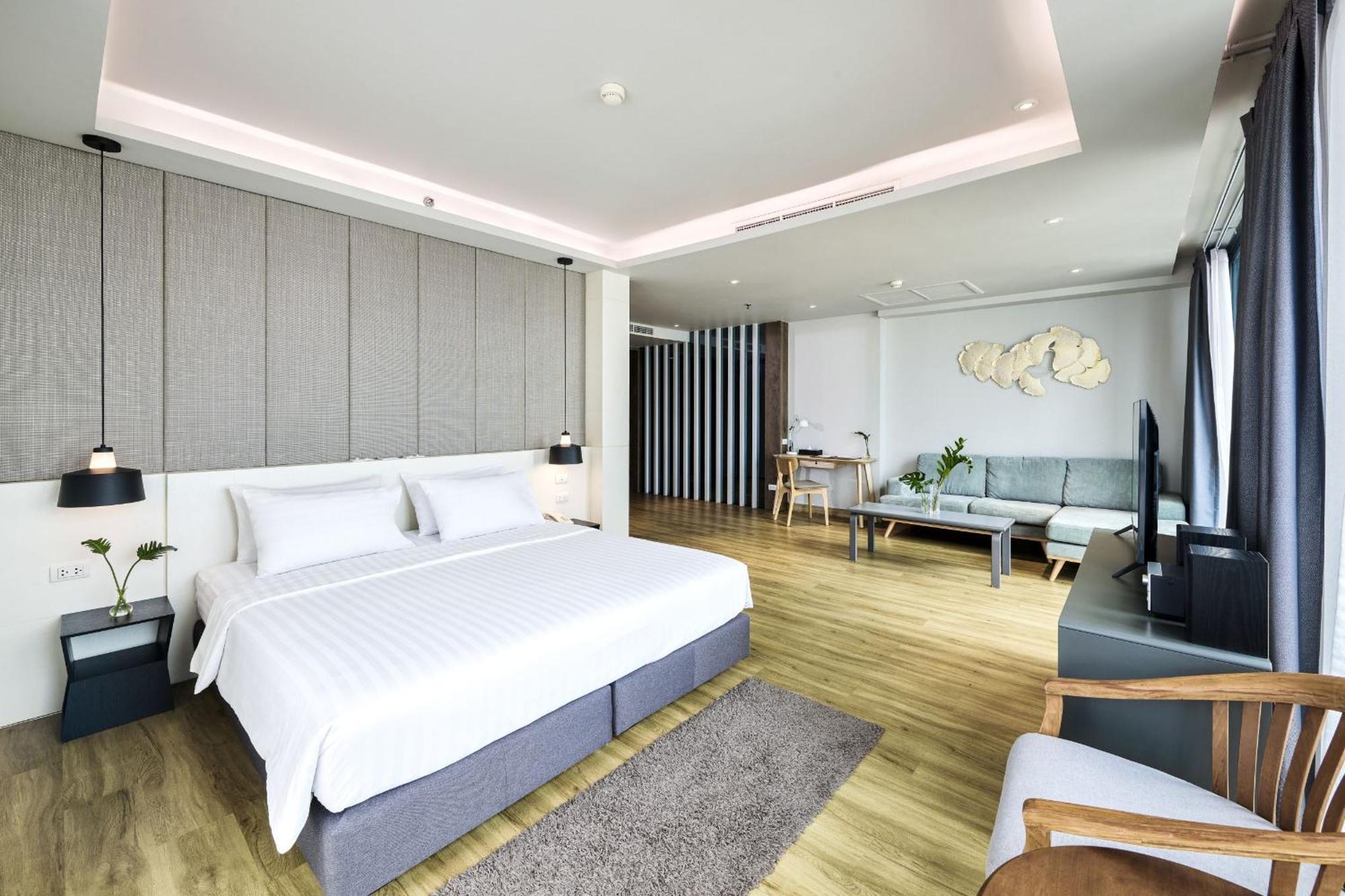 Hotel Tk Palace & Convention