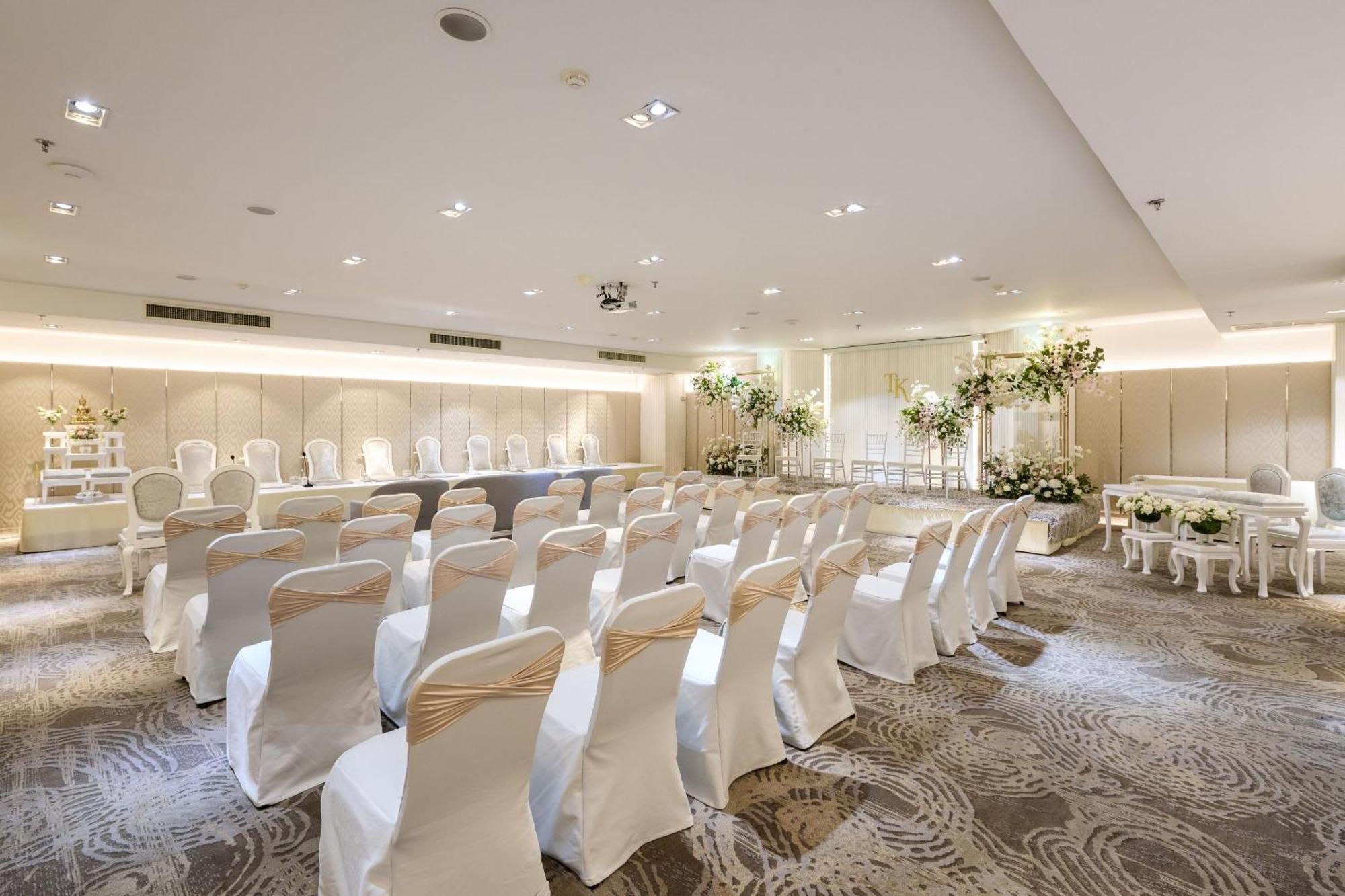 Hotel Tk Palace & Convention