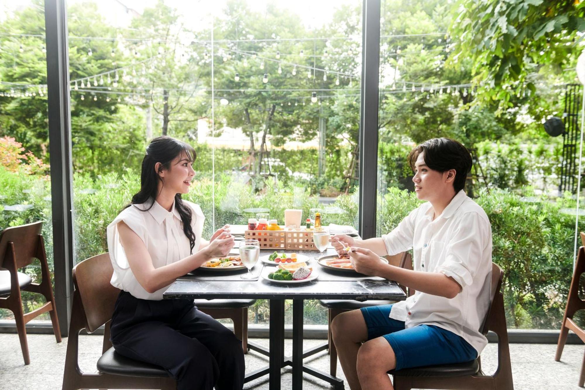 Tk Palace & Convention Hotel 4*