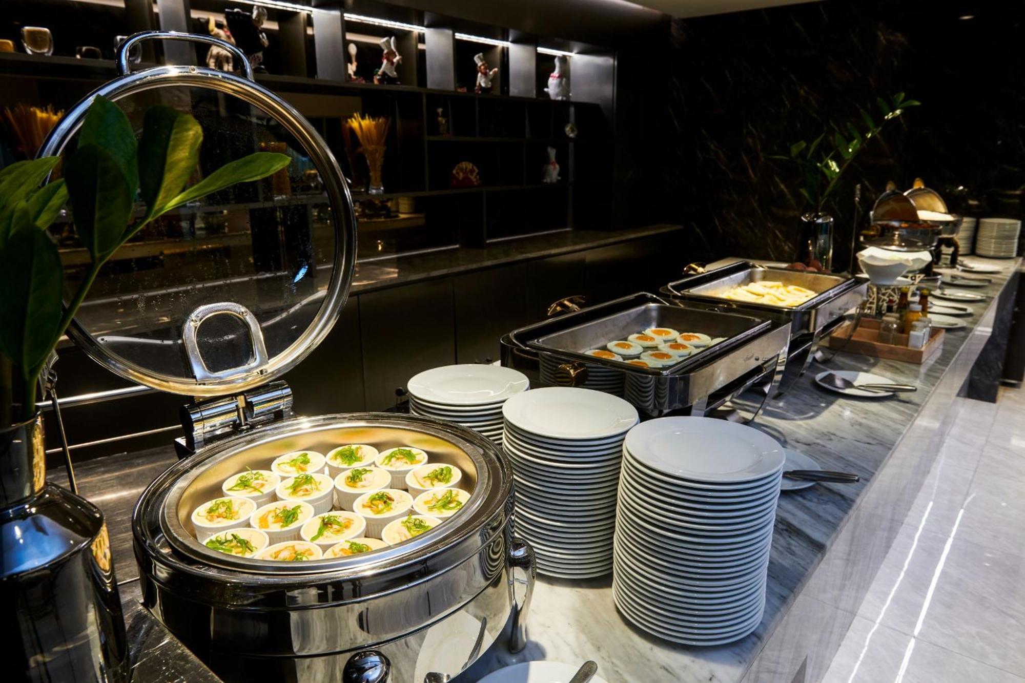Tk Palace & Convention Hotel Bangkok