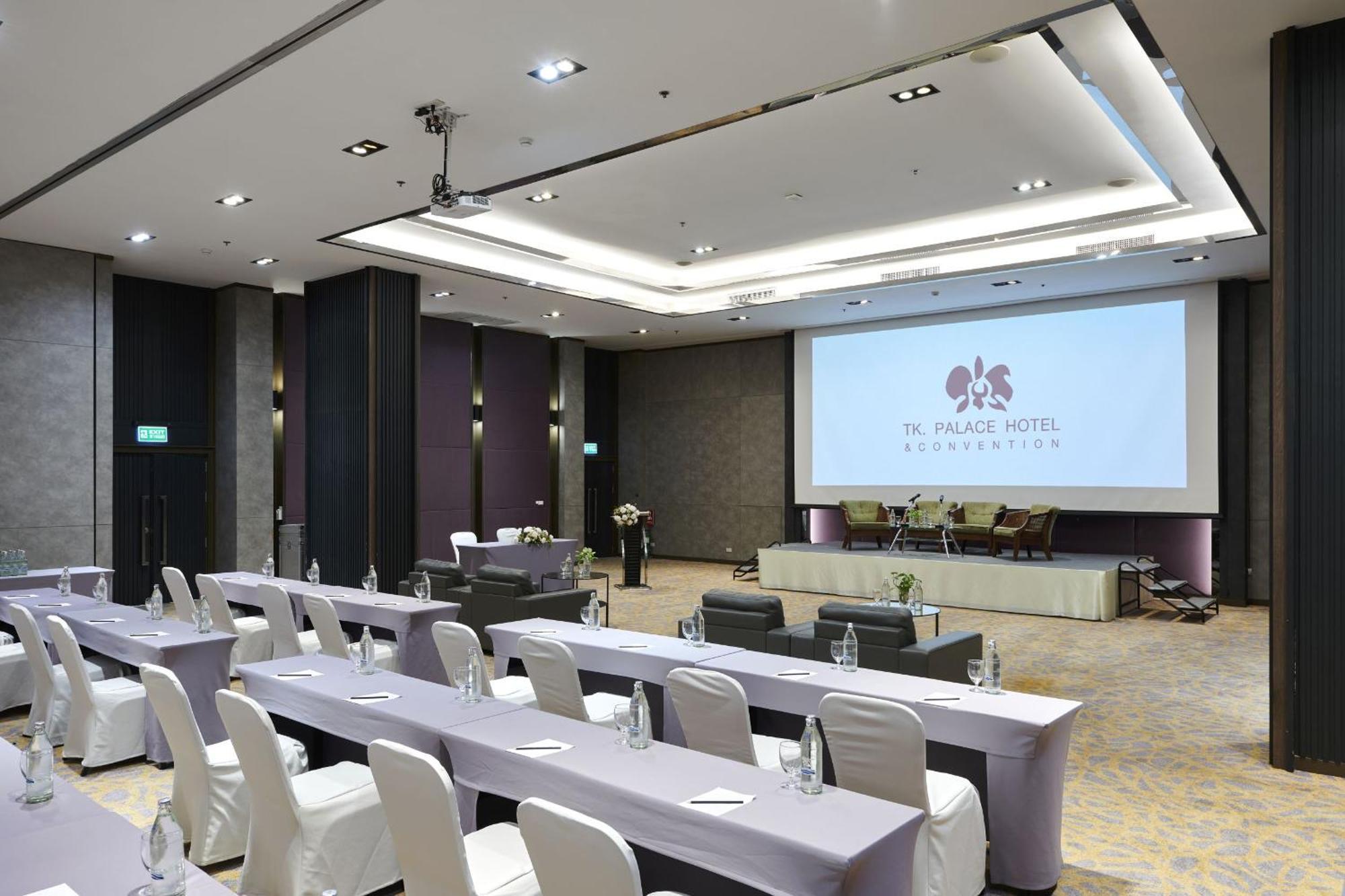 Tk Palace & Convention 4*