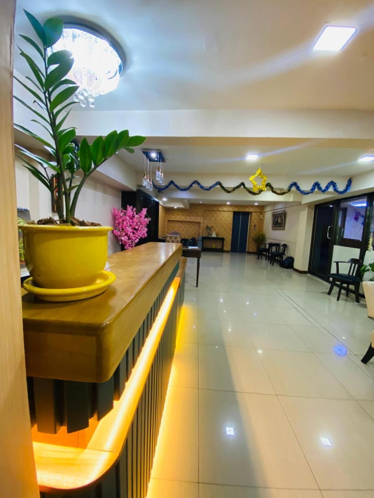 Residency Hotel 3*