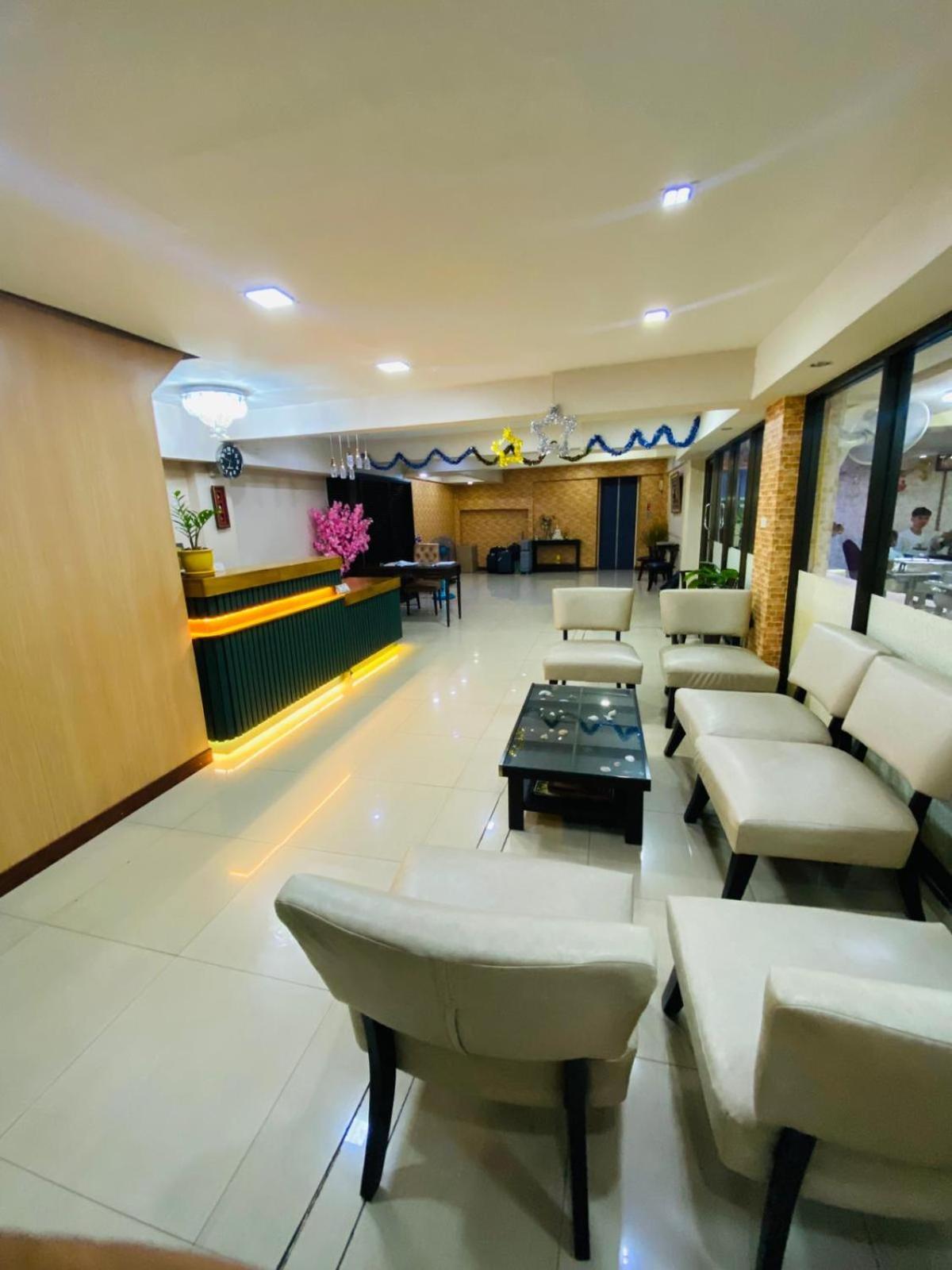 Hotel Residency 3*