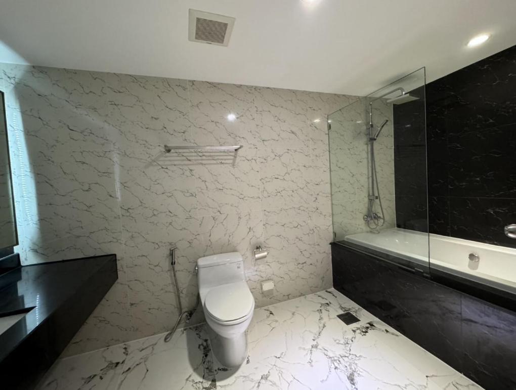 New 1 Bedroom 46fl Bangrak View Apartment *