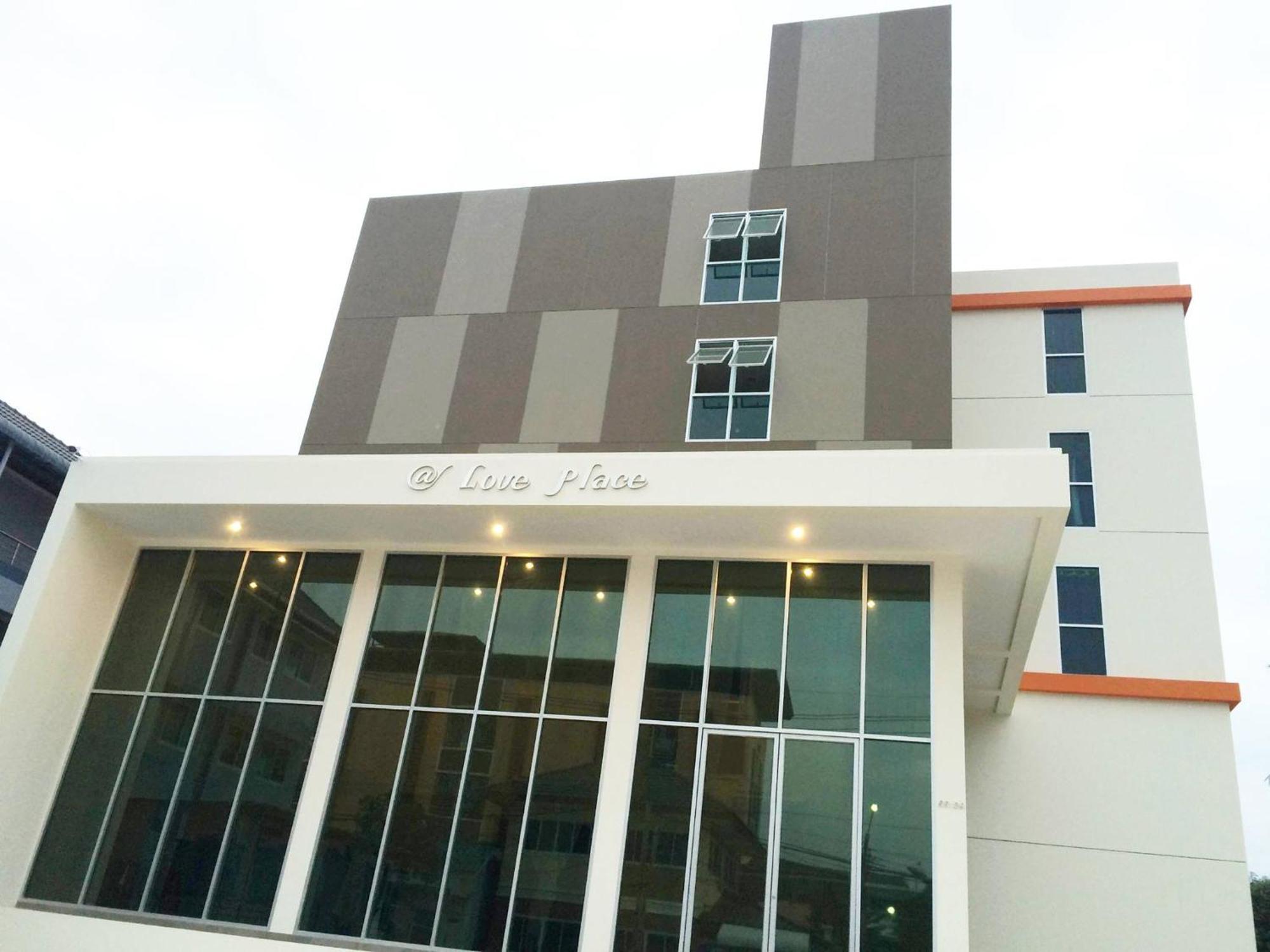 Sixty Star Place Love hotel Bangkok