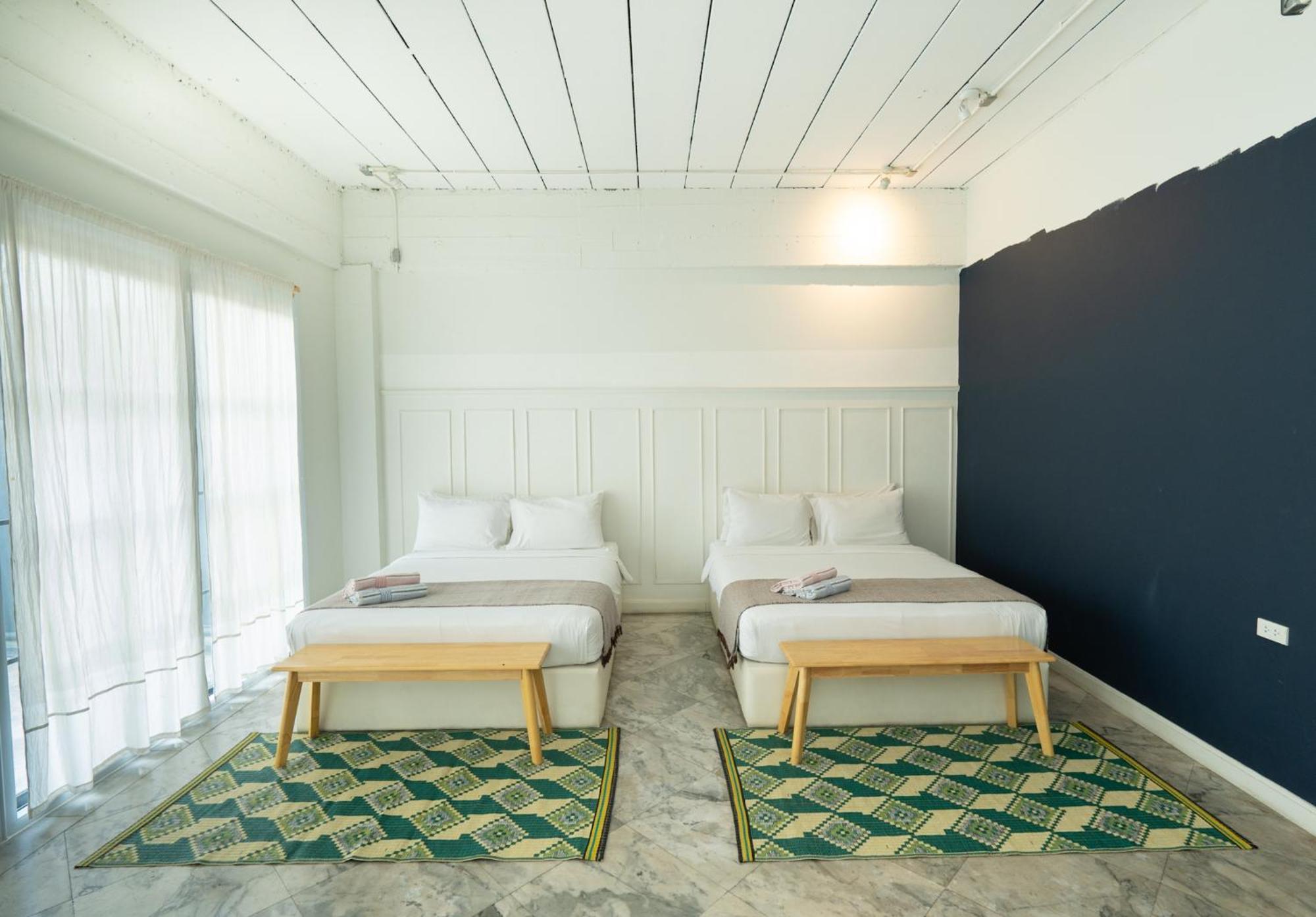 The Locals Old Town Hotel 5*