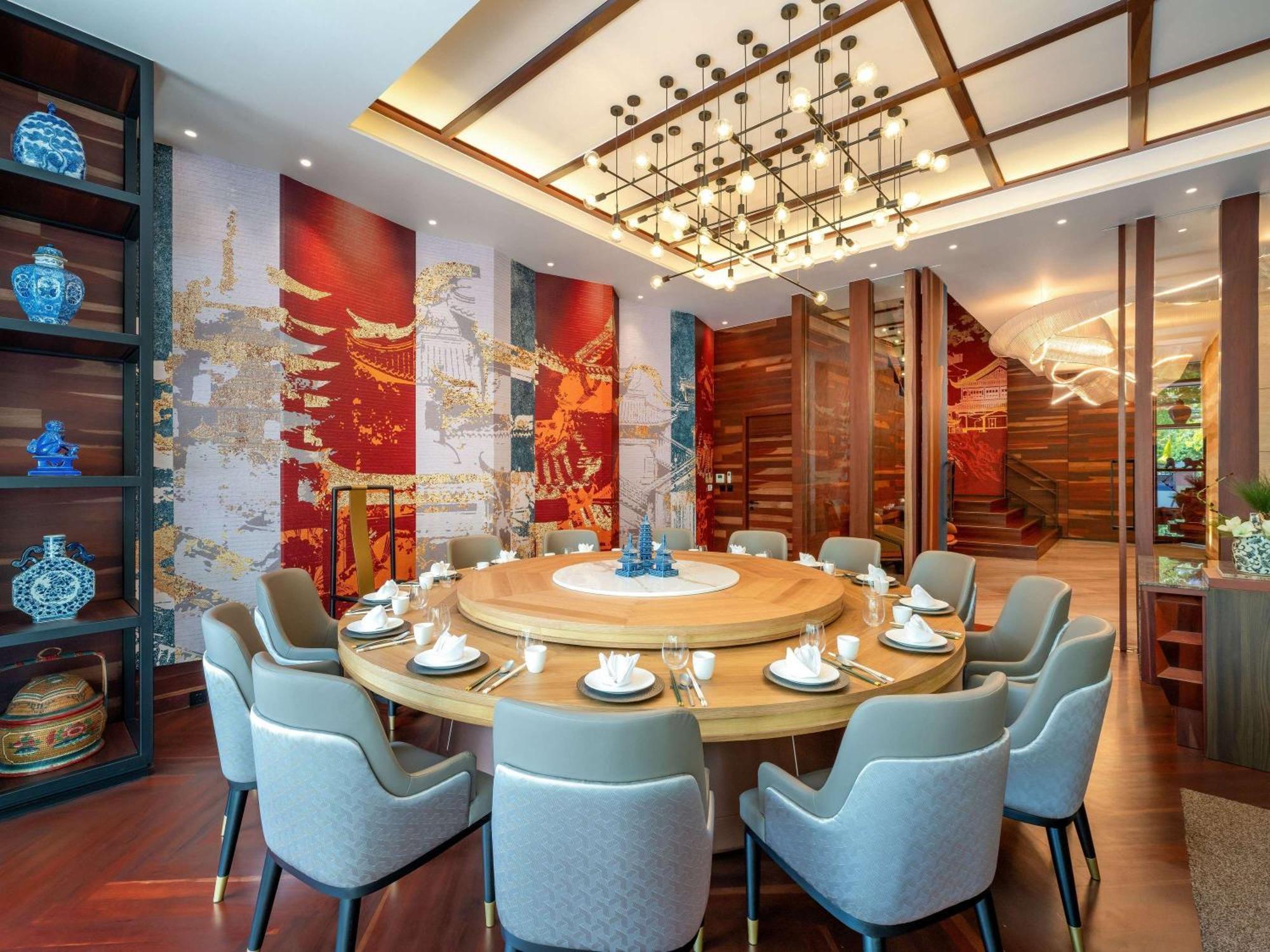 Hotel Mercure Surawong