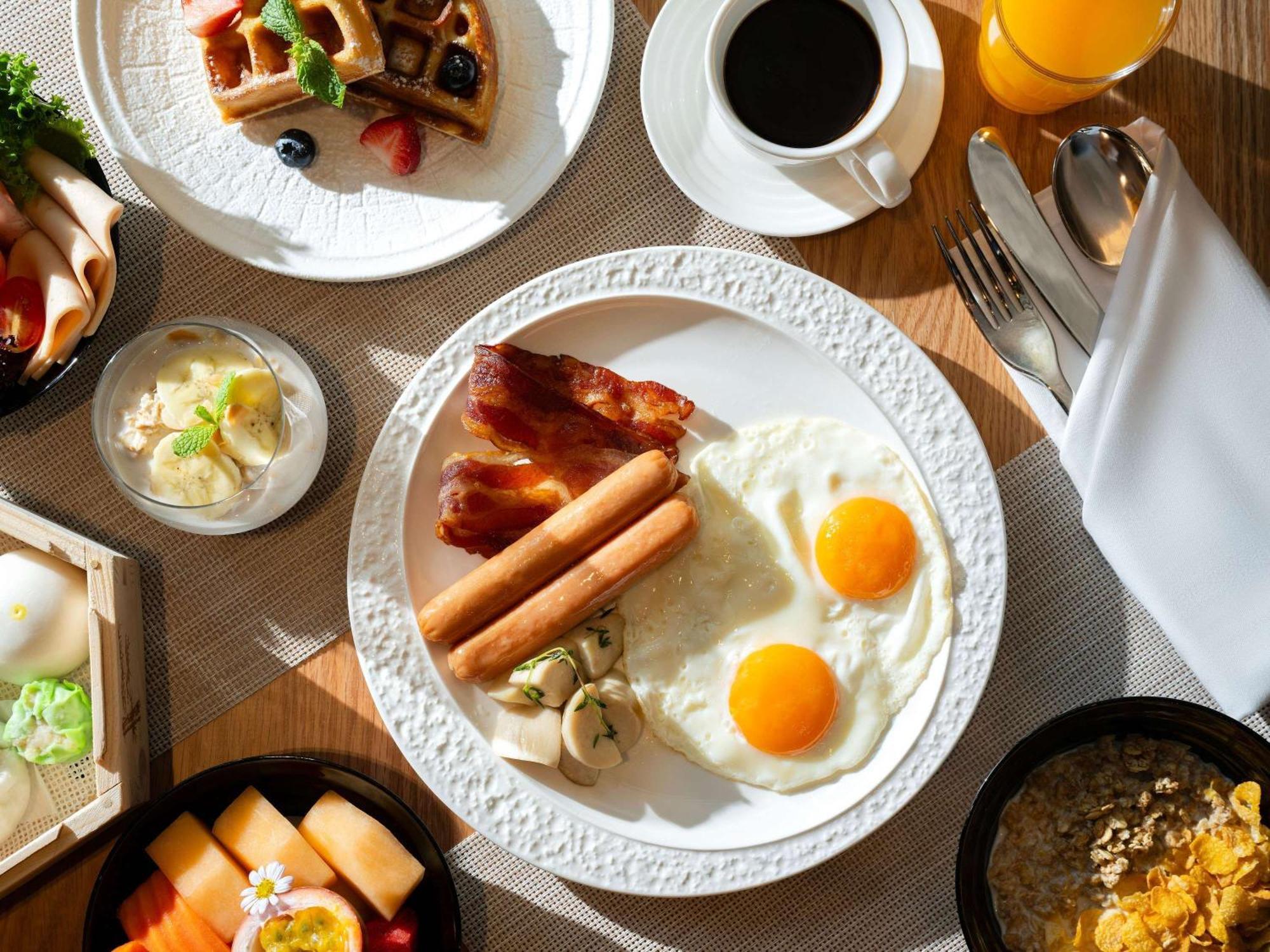 Mercure Surawong