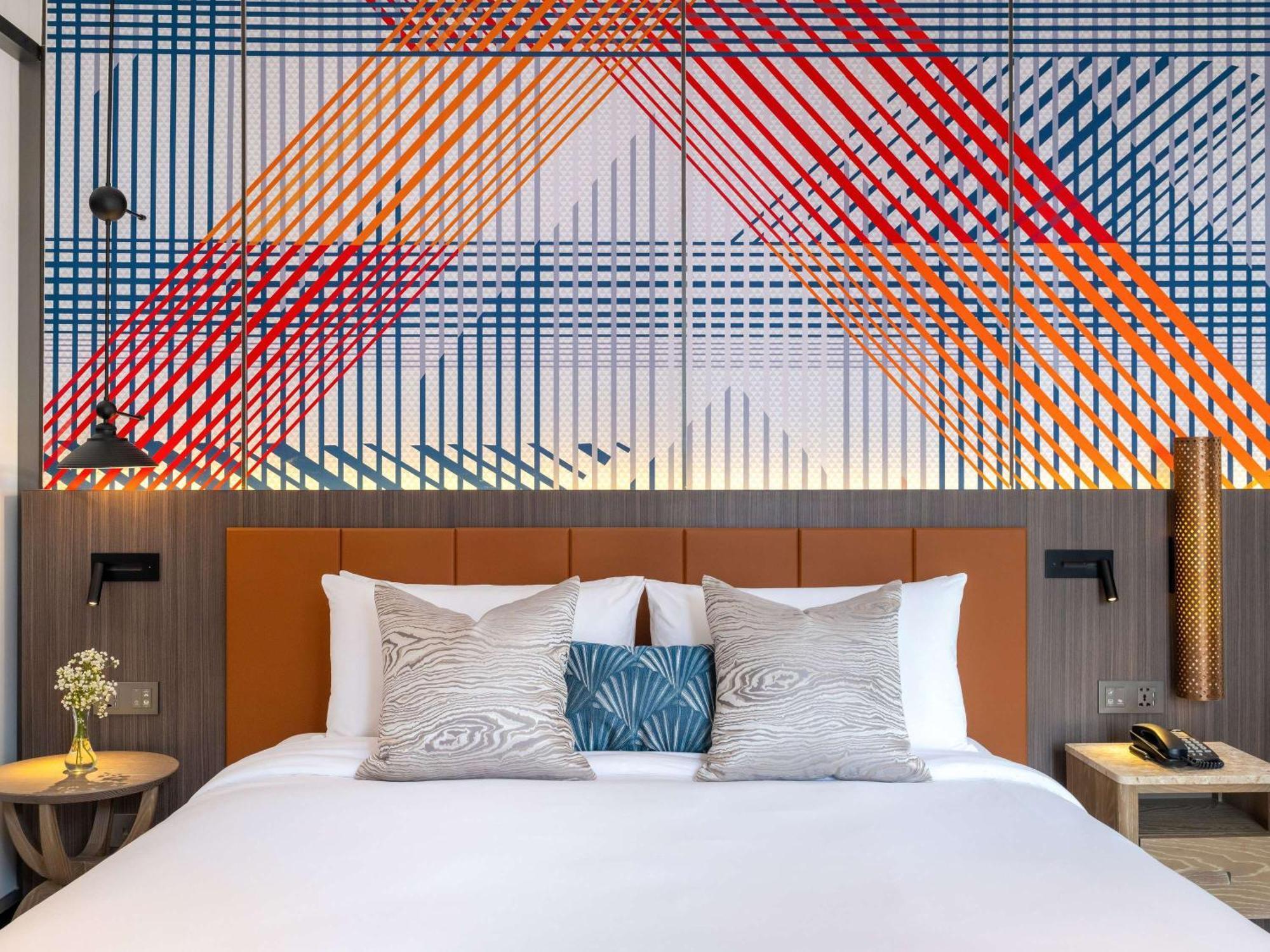 Mercure Surawong Hotel Bangkok