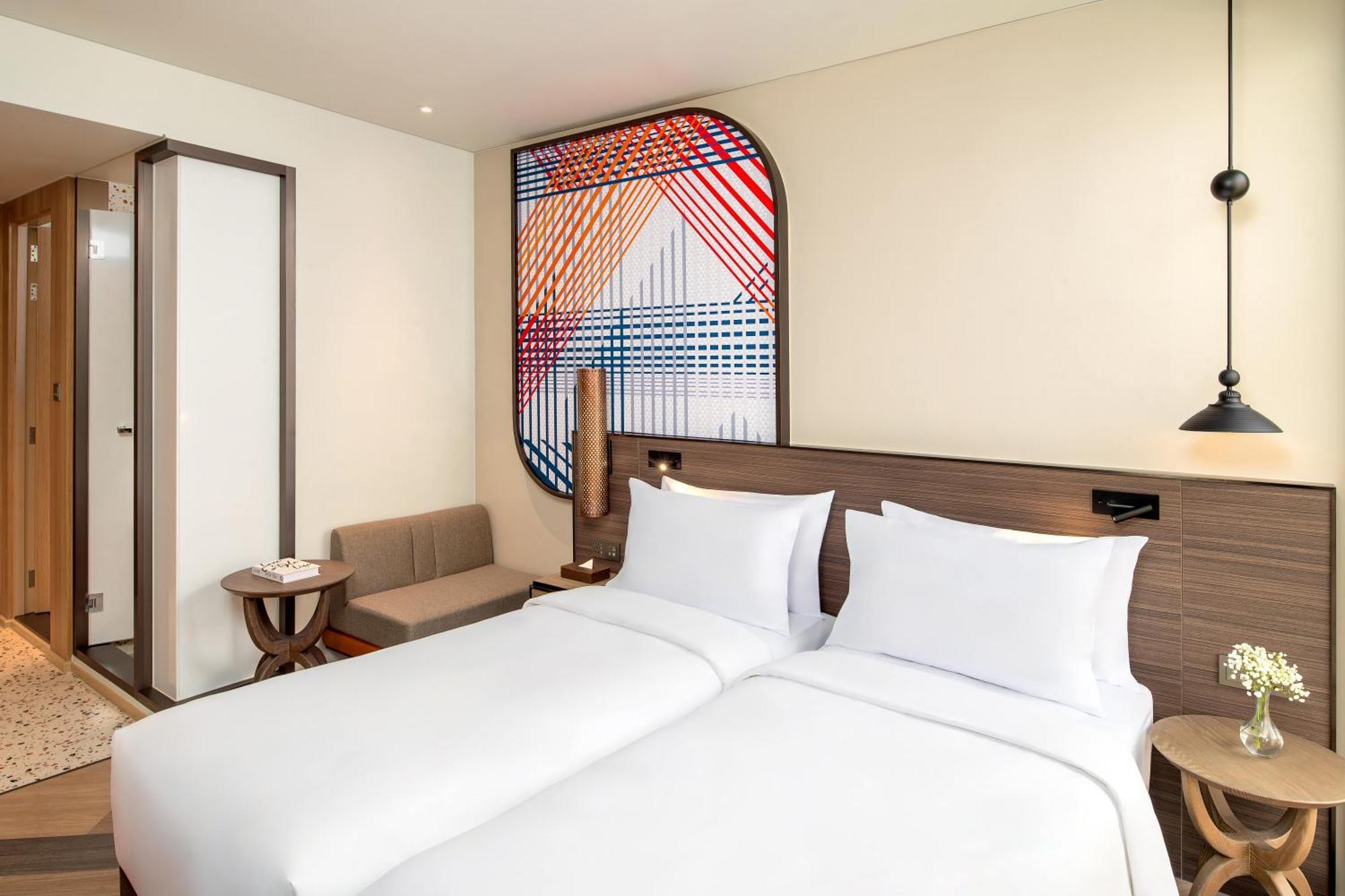 Mercure Surawong