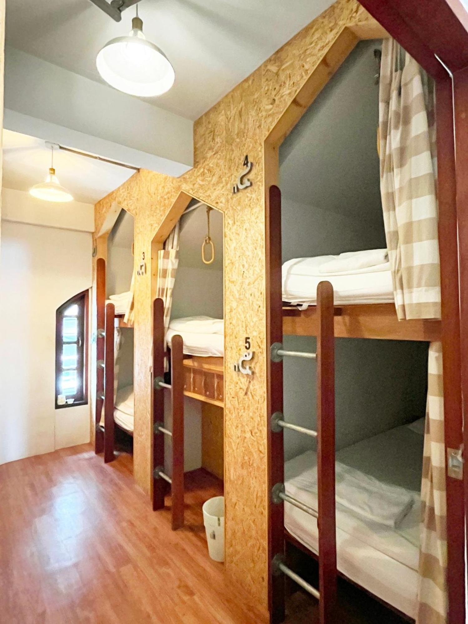 Hostel Barn & Bed