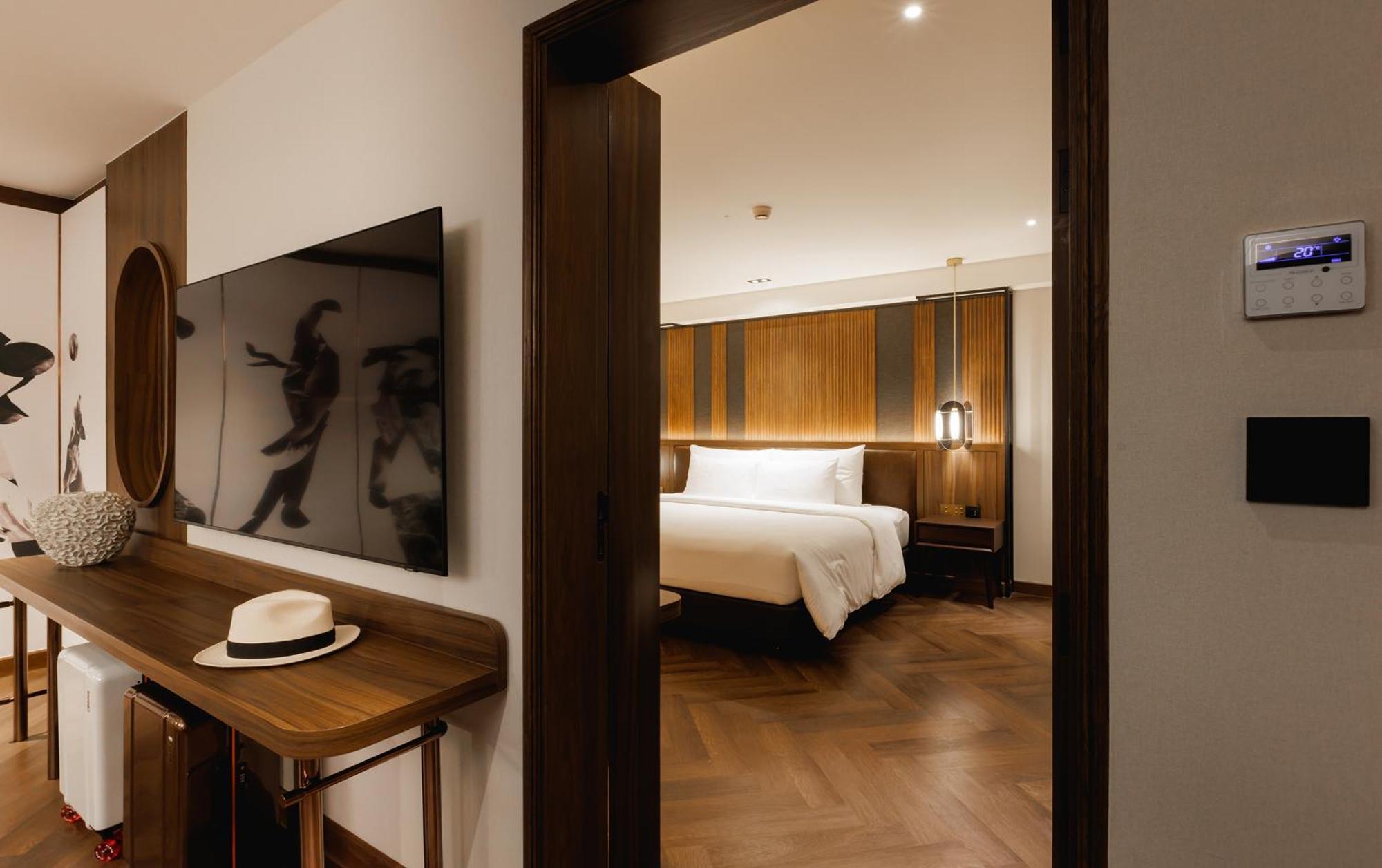 Public House Bangkok, A Member Of Design Hotel