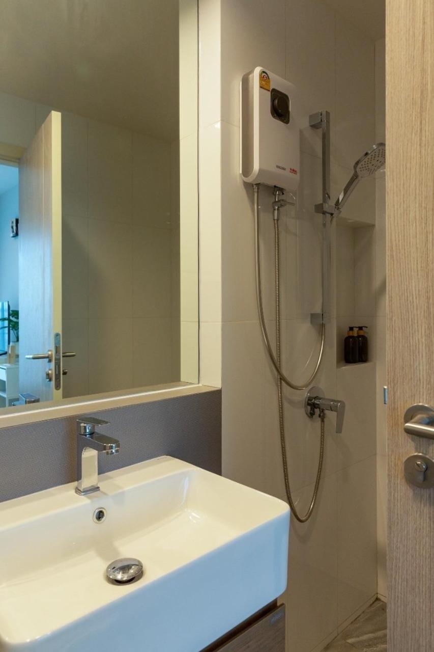 Apartment 3 Bedroom 3 Bathroom, Luxury Home, Near Ekkamai Bangkok