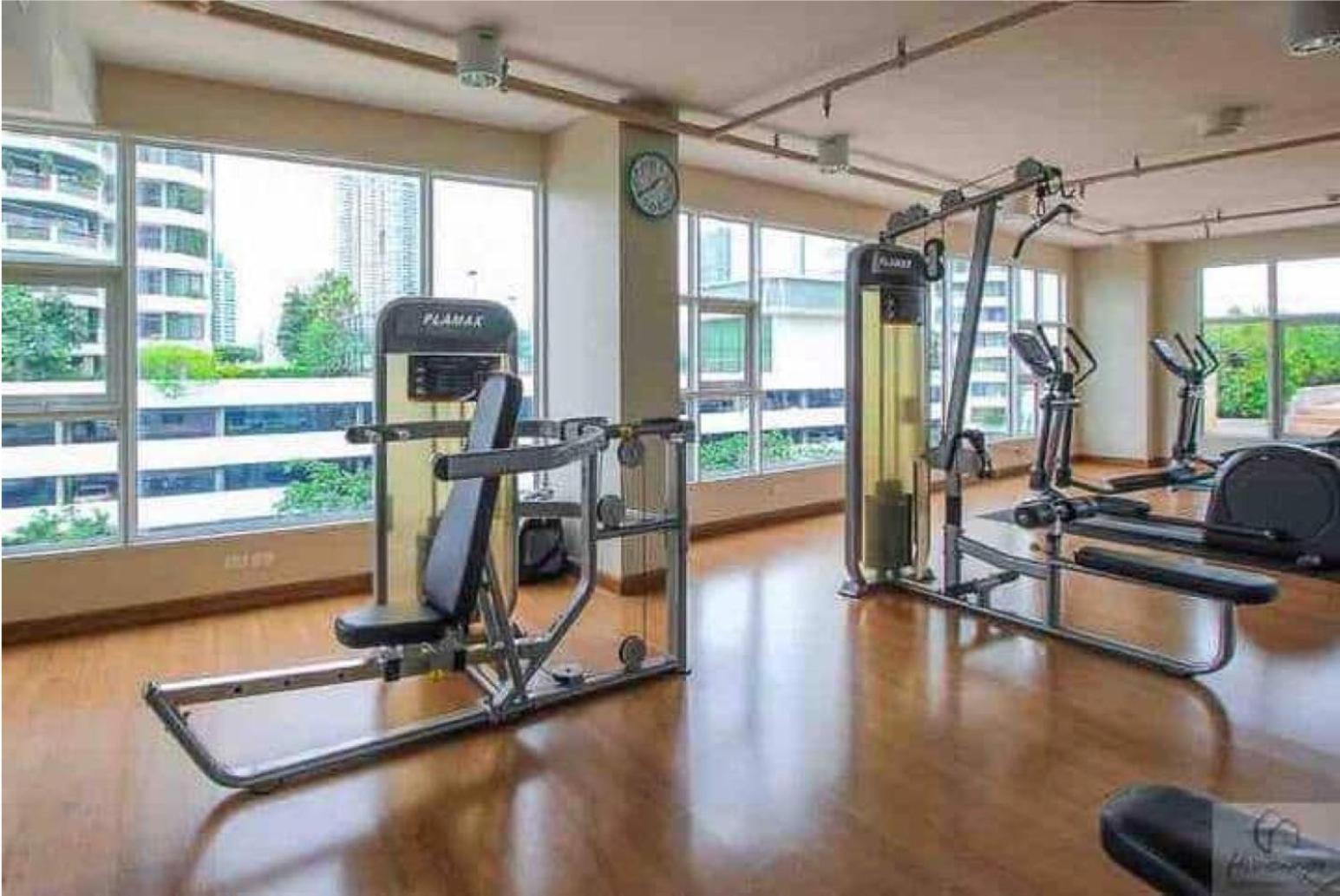 Superbe 2 Chb Avec Vue Sur Riviere, Gym Et Piscine Apartment Bangkok