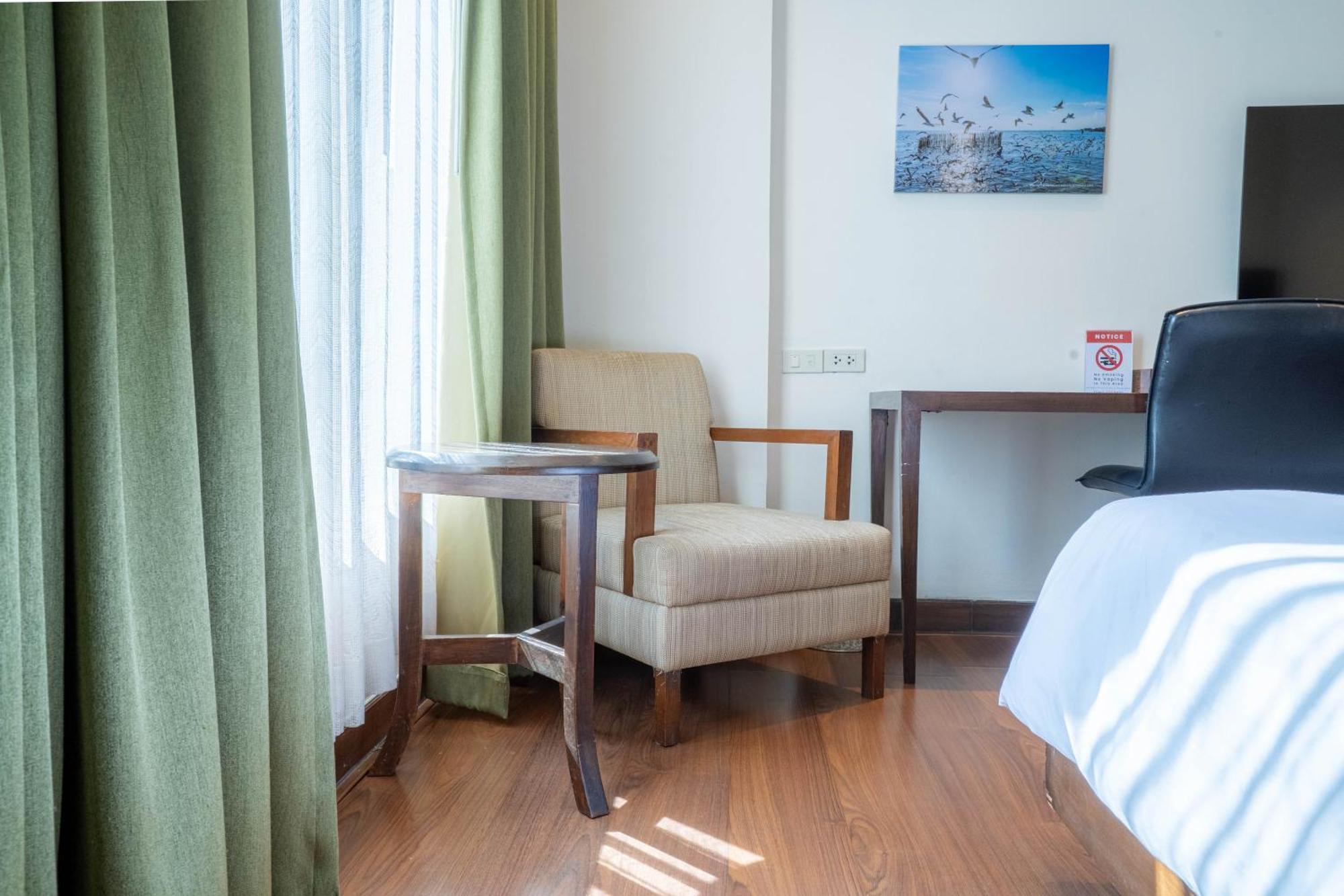 Journeyhub Sukhumvit 26, - Formerly St 4* Bangkok