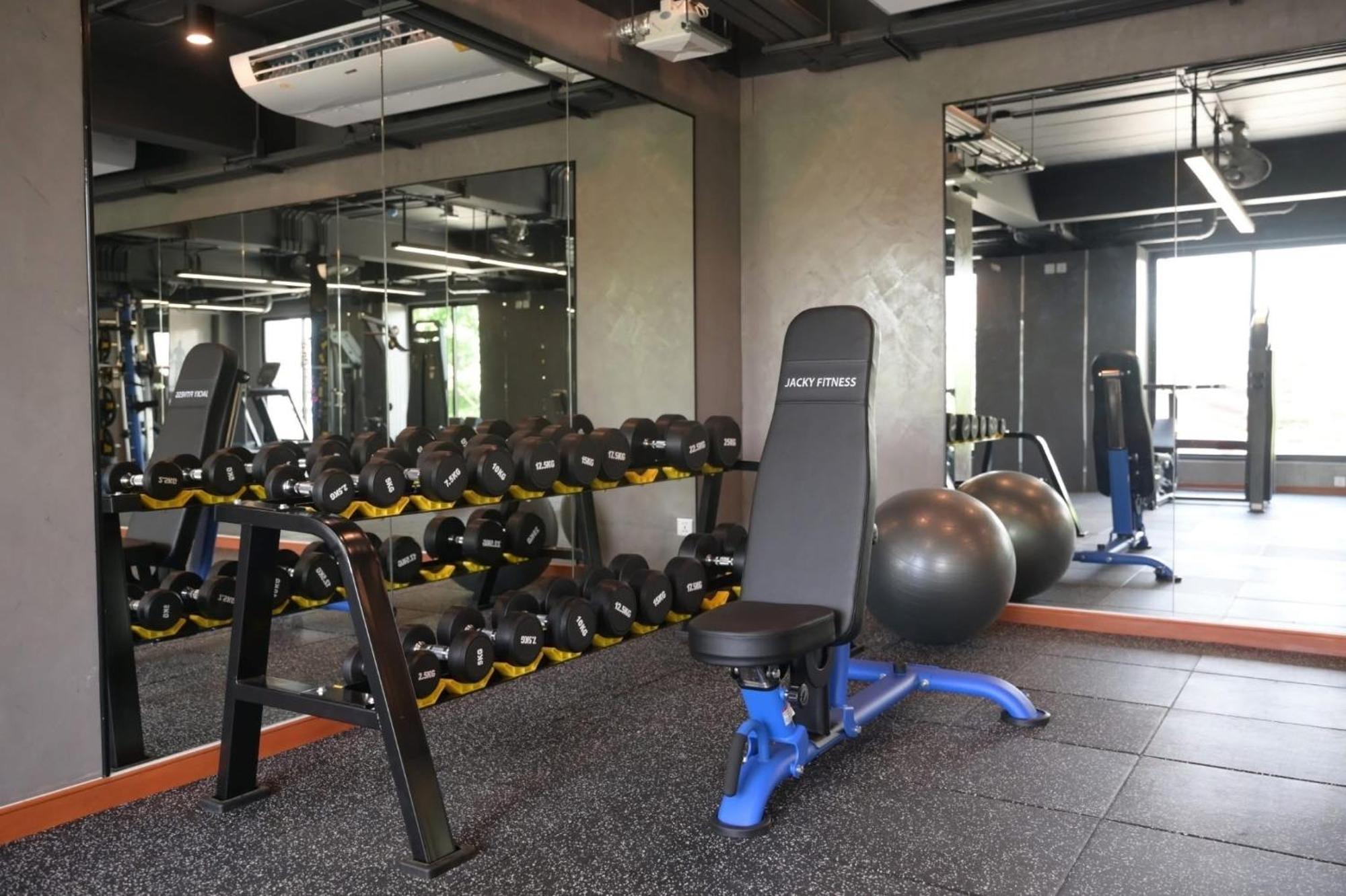 12 The At Don Mueang Airport Hotel 4*