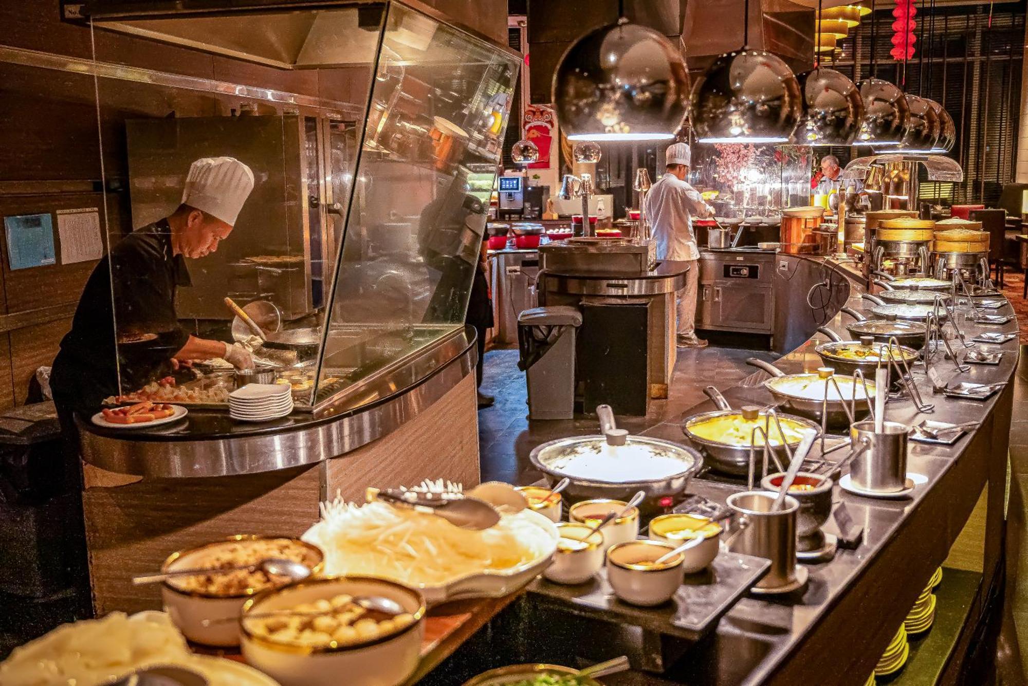 Four Points By Sheraton Ploenchit Sukhumvit , Phloen Chit Station Hotel