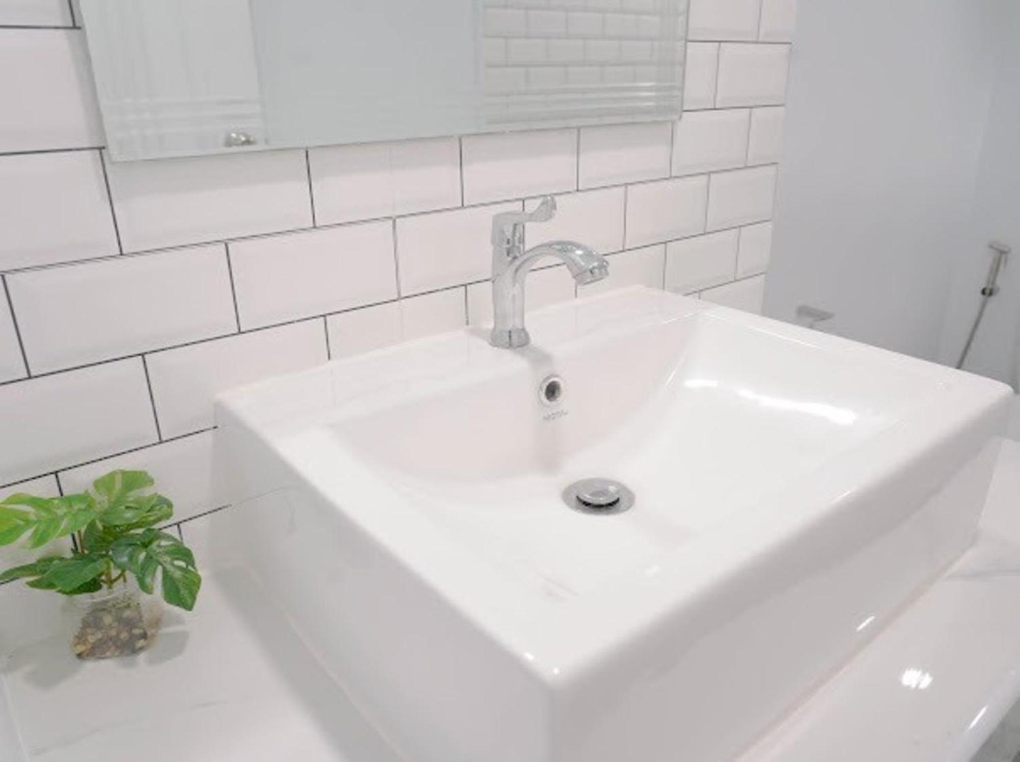 Bnb98 Silom