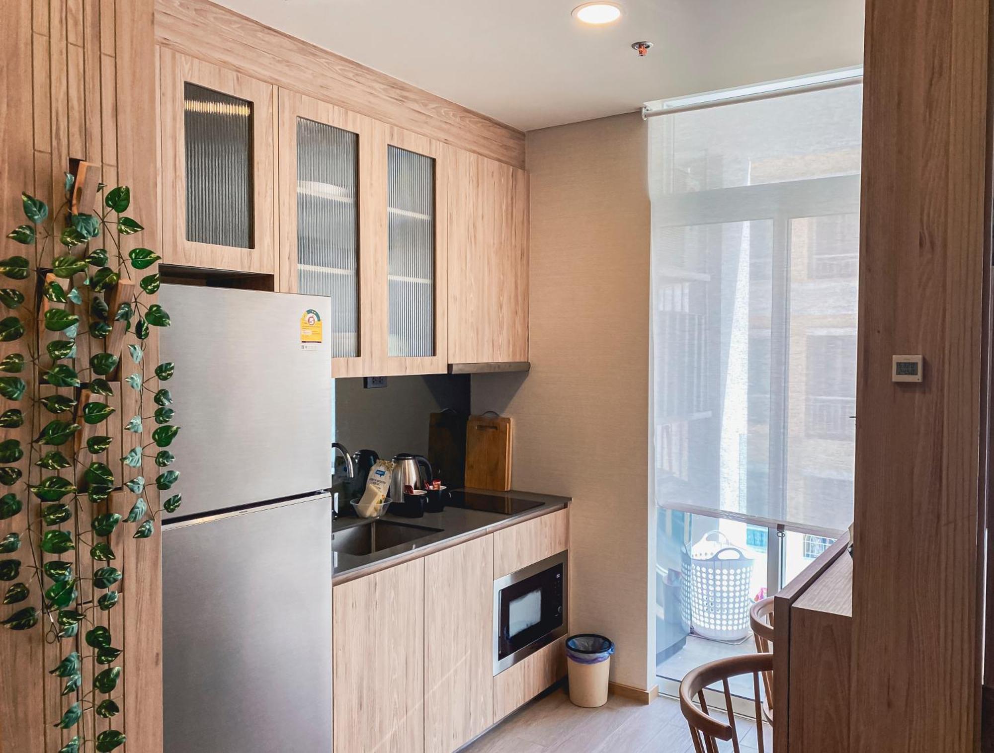 Stylish 1br By Bts Ekkamai - Infinity Pool & Gym Apartment Bangkok