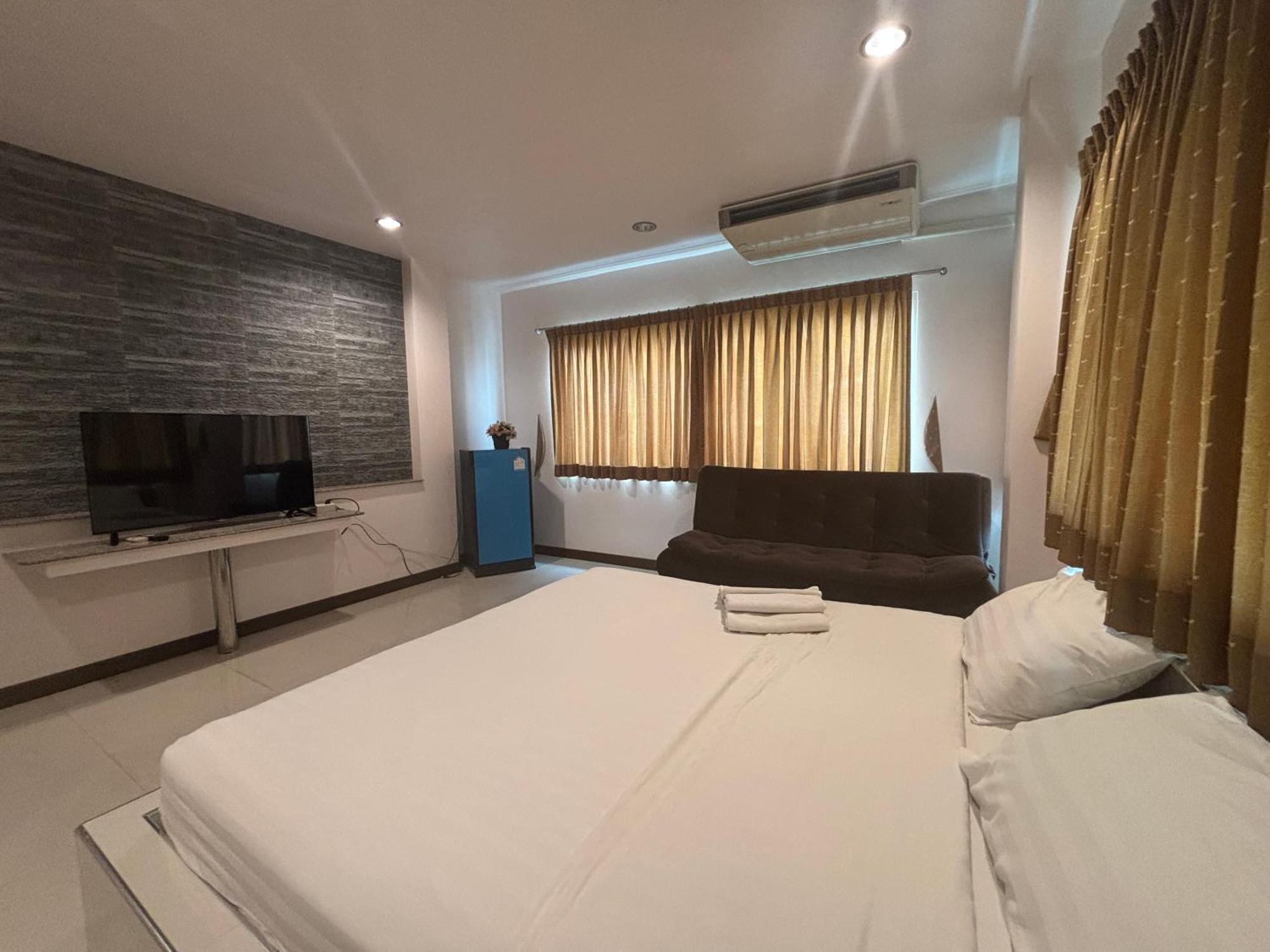 Hotel Ree- Riverside,rama 3 2*