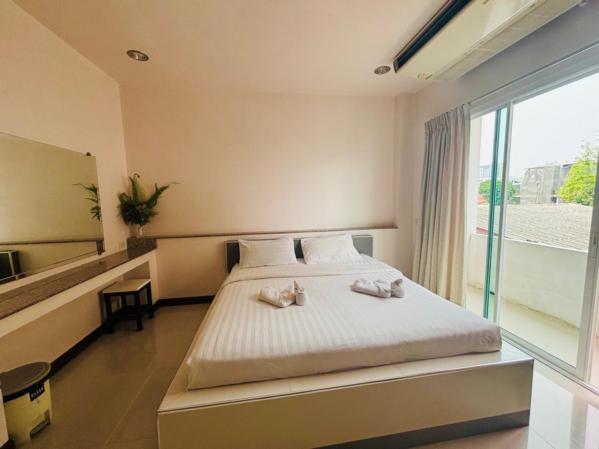 Ree- Riverside,rama 3 Hotel Bangkok