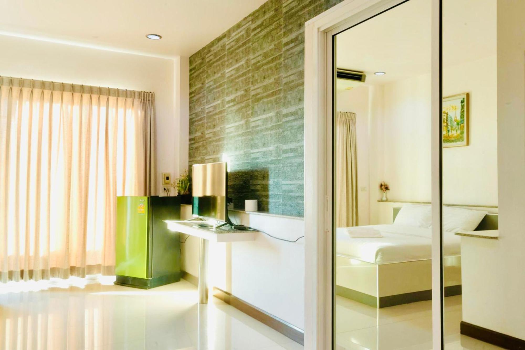 Ree- Riverside,rama 3 Hotel