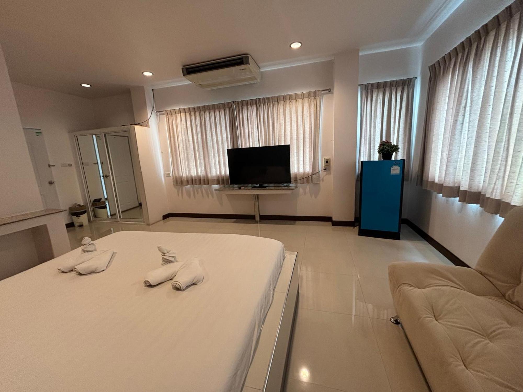 Hotel Ree- Riverside,rama 3 2*