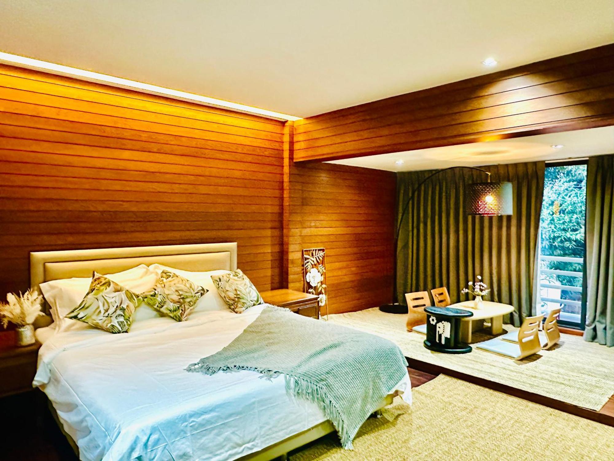 5br With Private Pool Sukhumvit 10mins Bts Villa *