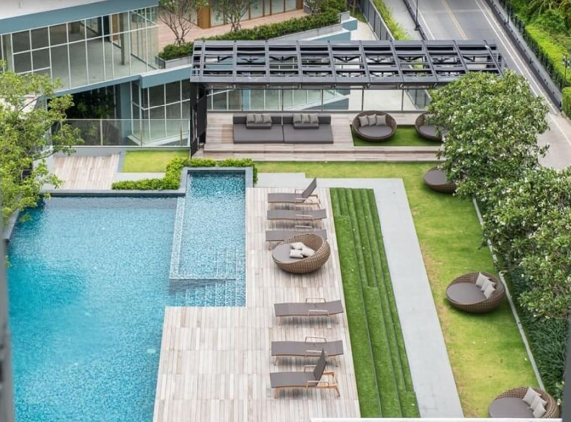 Prime Sukhumvit 77 With Pool & Gym * Bangkok