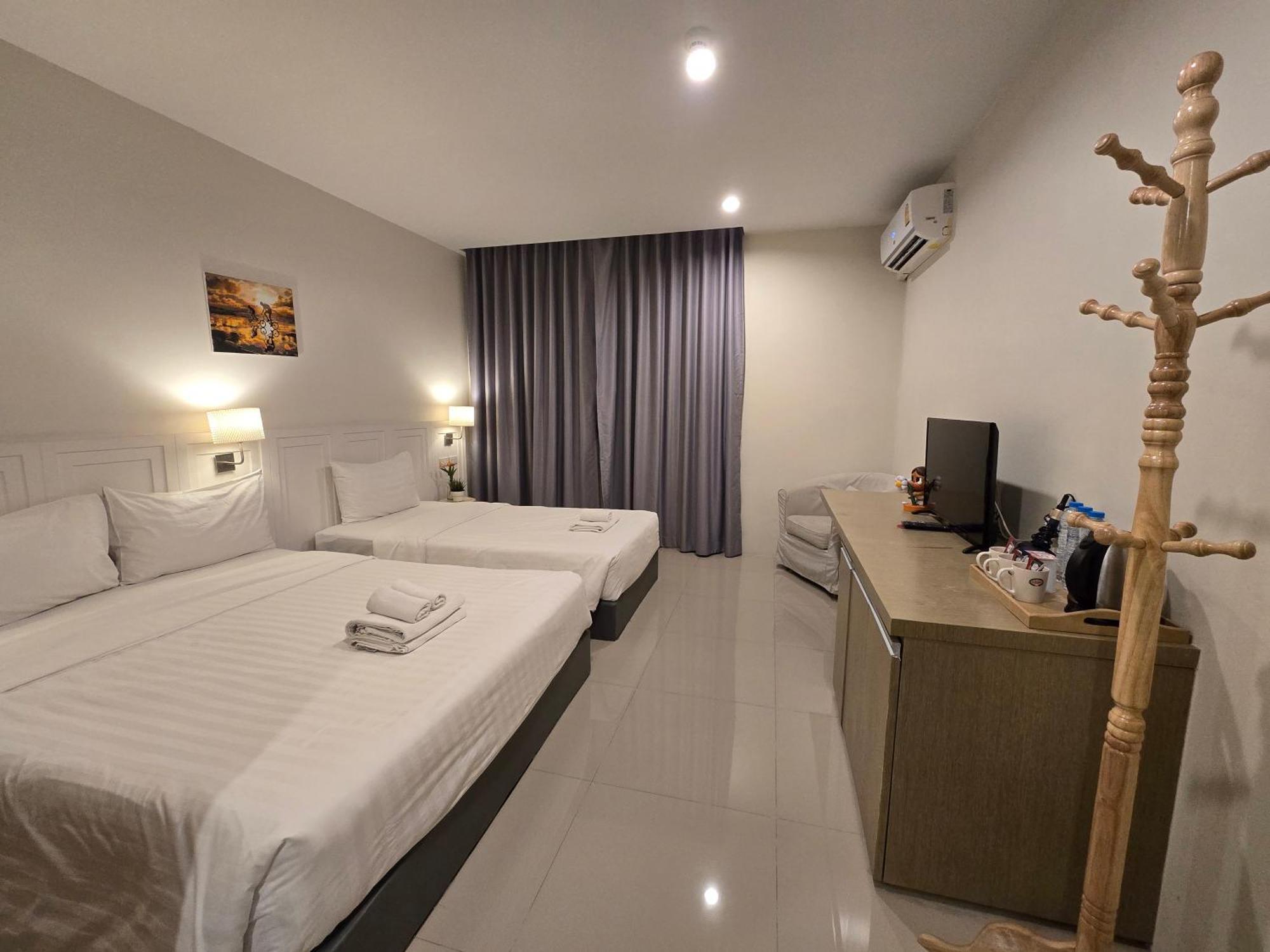 Sleepstation At Pratunam Hotel 3*