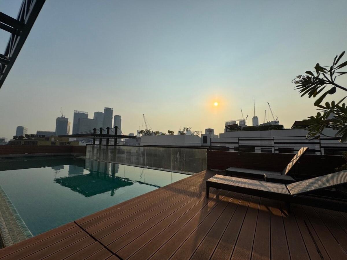 Luxe Low-rise With High-speed Wifi Apartment Bangkok