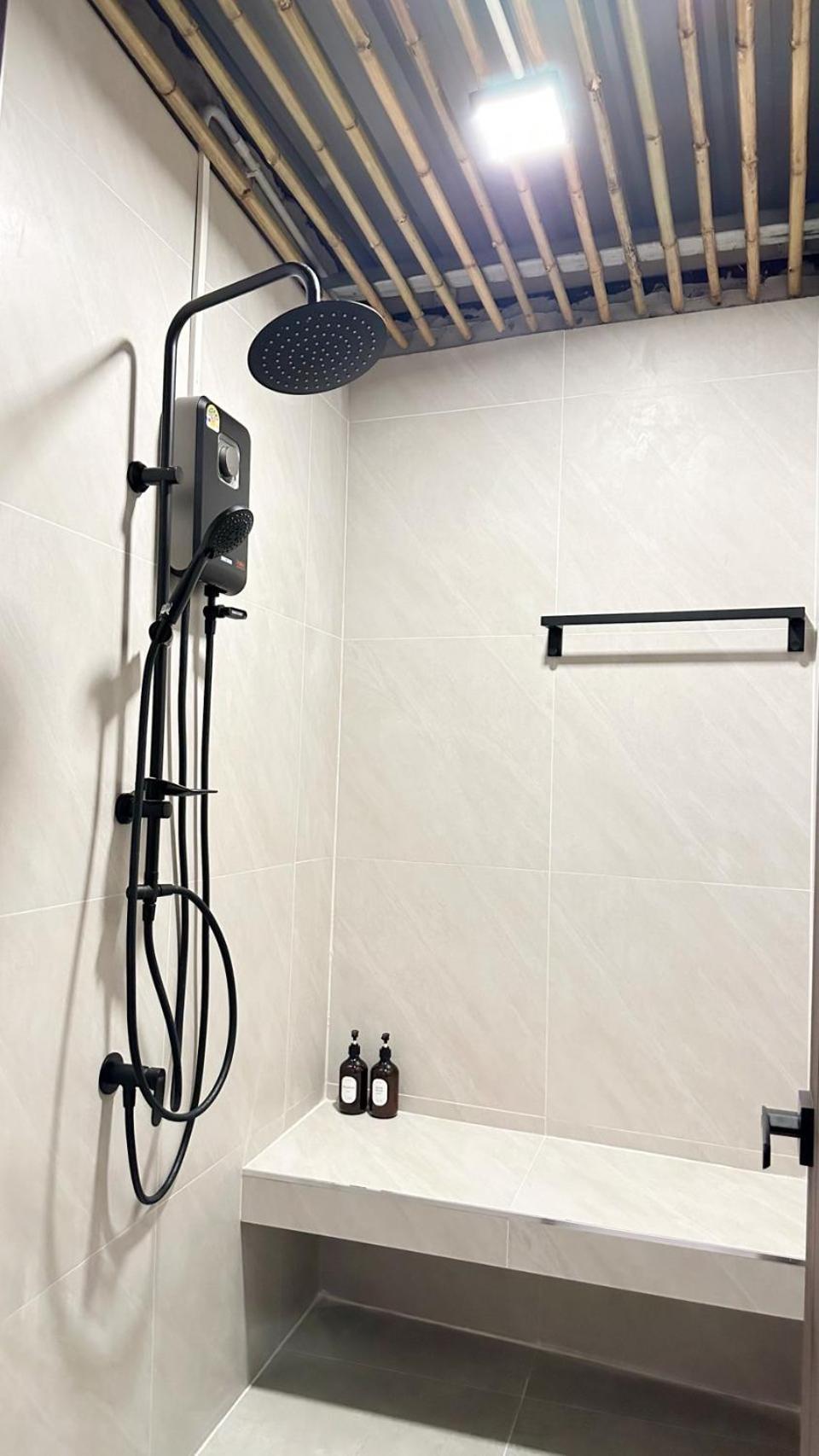 Vakantiehuis Pet&kids Friendly House Sukhumvit27 *