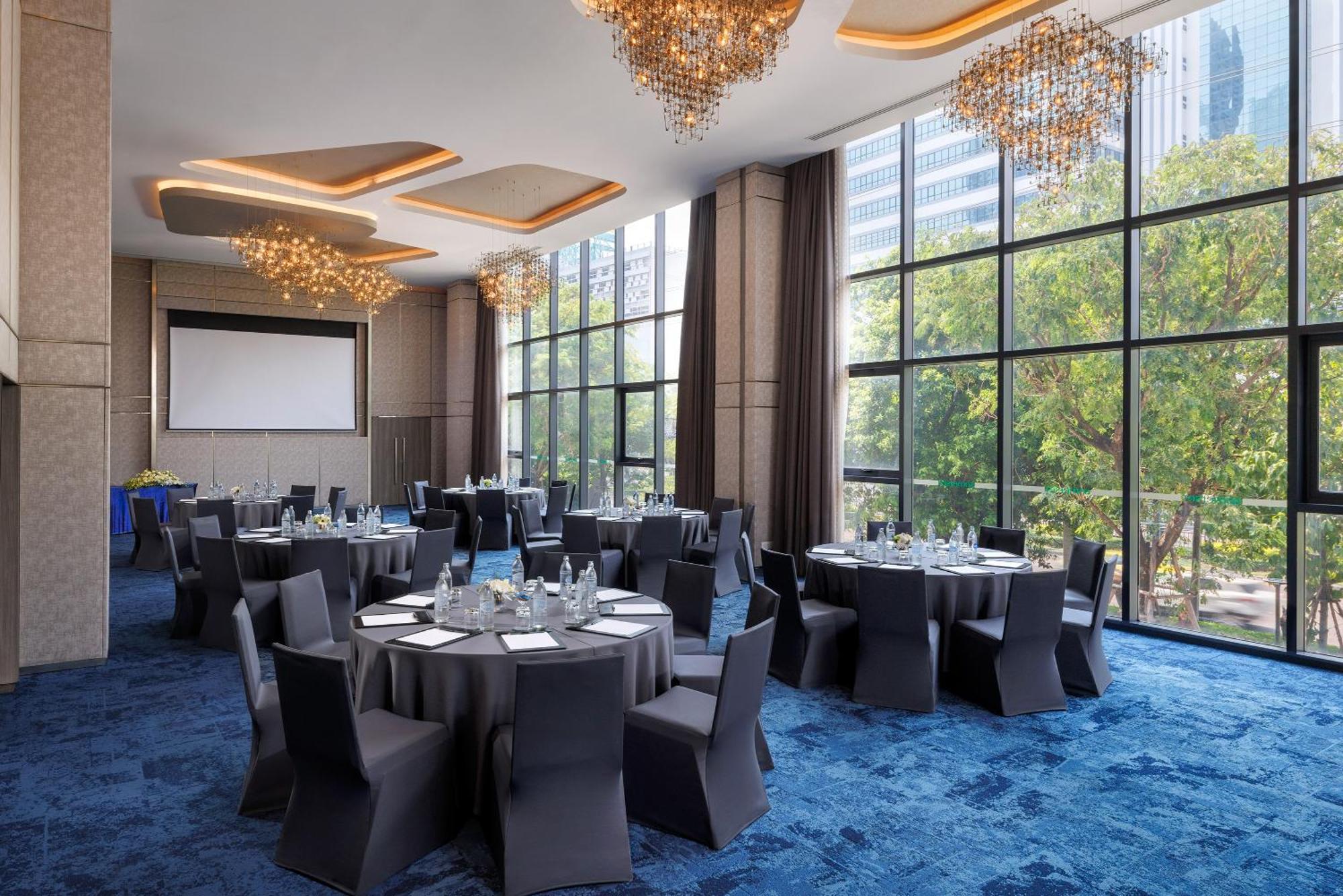 Somerset Rama 9 Hotel