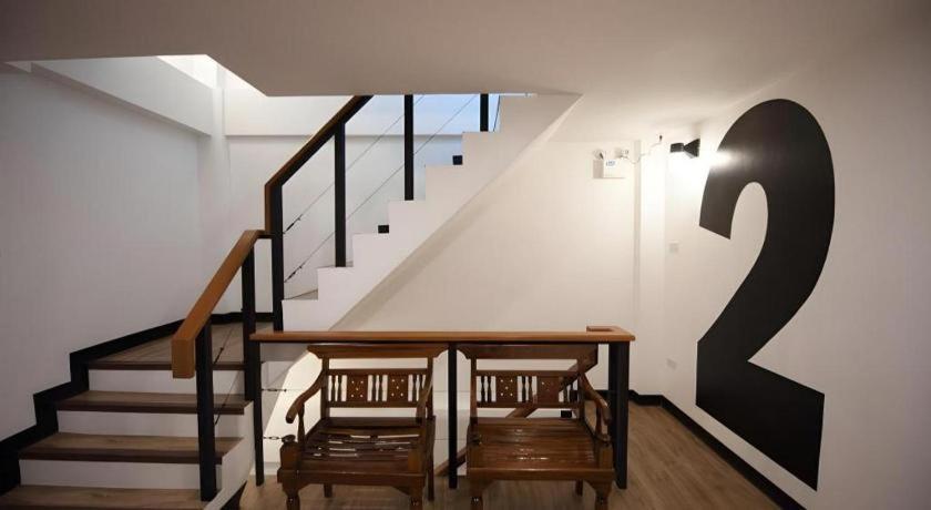 Hoppers Place Donmuang Hostel Bangkok