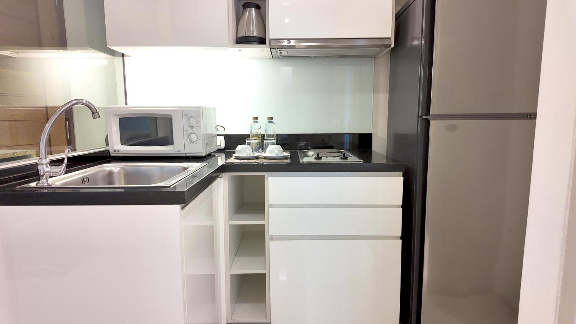 Aparthotel Beverly 33 Serviced By Prompt *