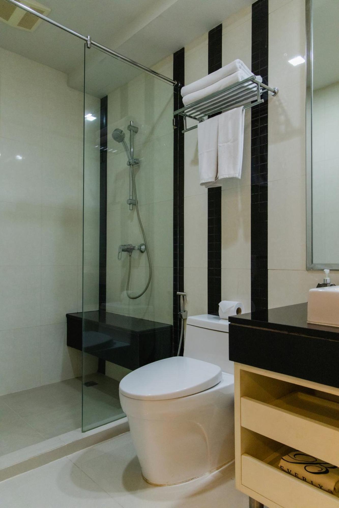 Aparthotel Beverly 33 Serviced By Prompt *