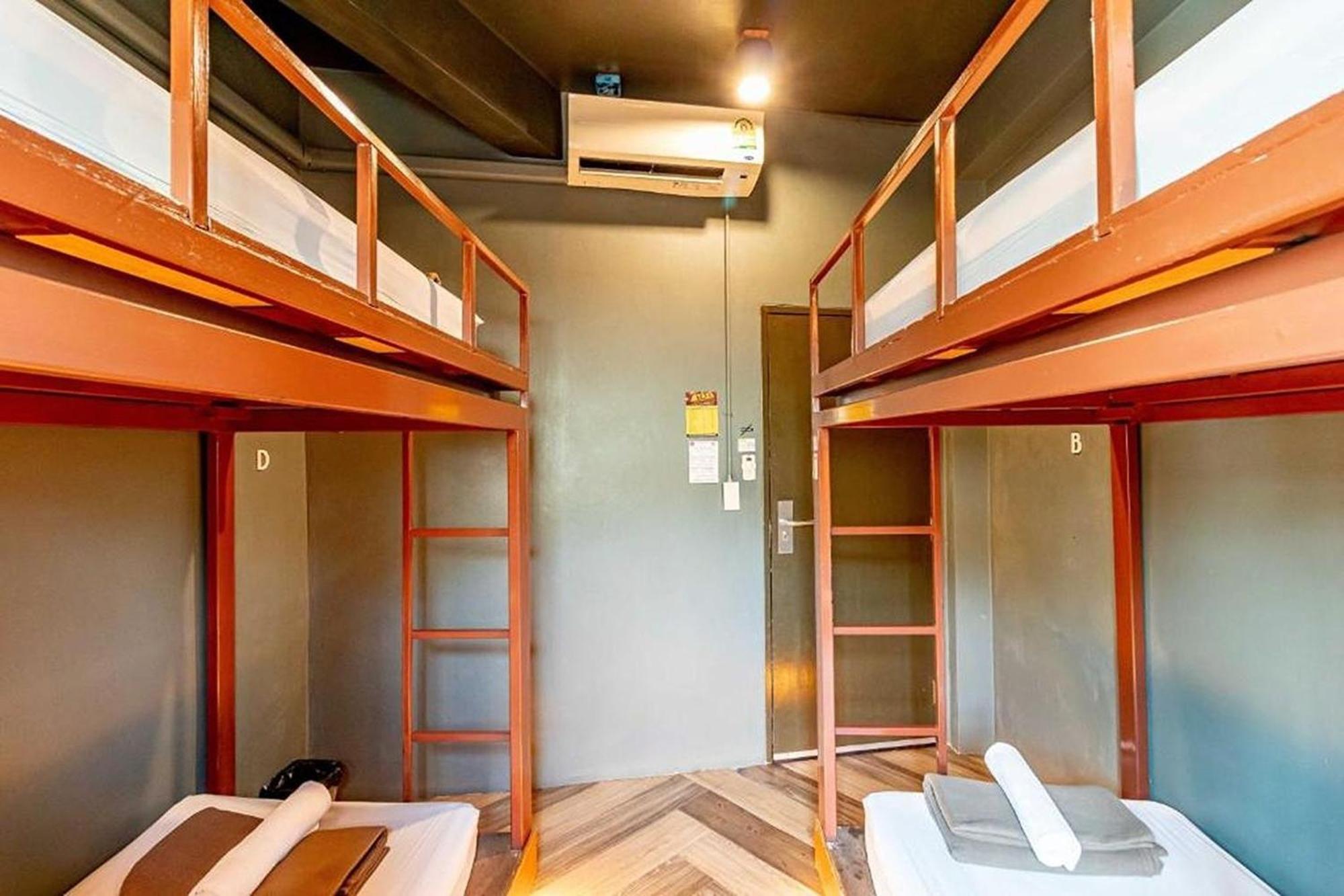 Hostel Loftel 22 *
