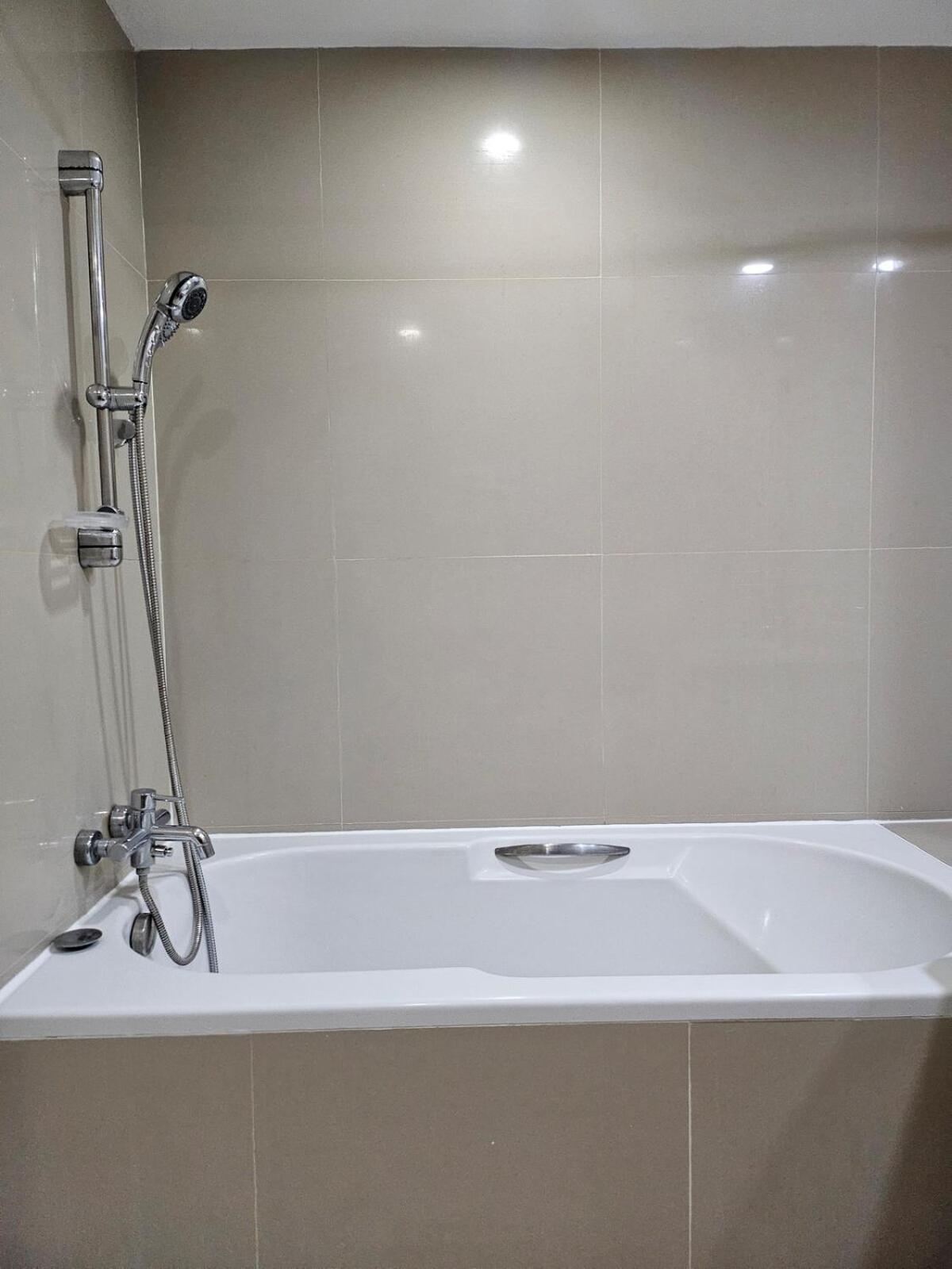 Apartment Kuma House Asoke