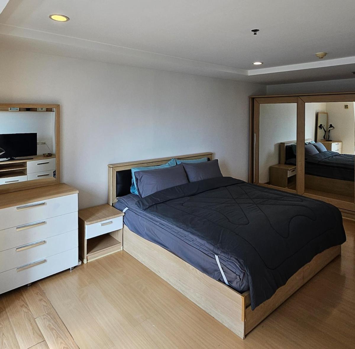 Kuma House Asoke Apartment Bangkok