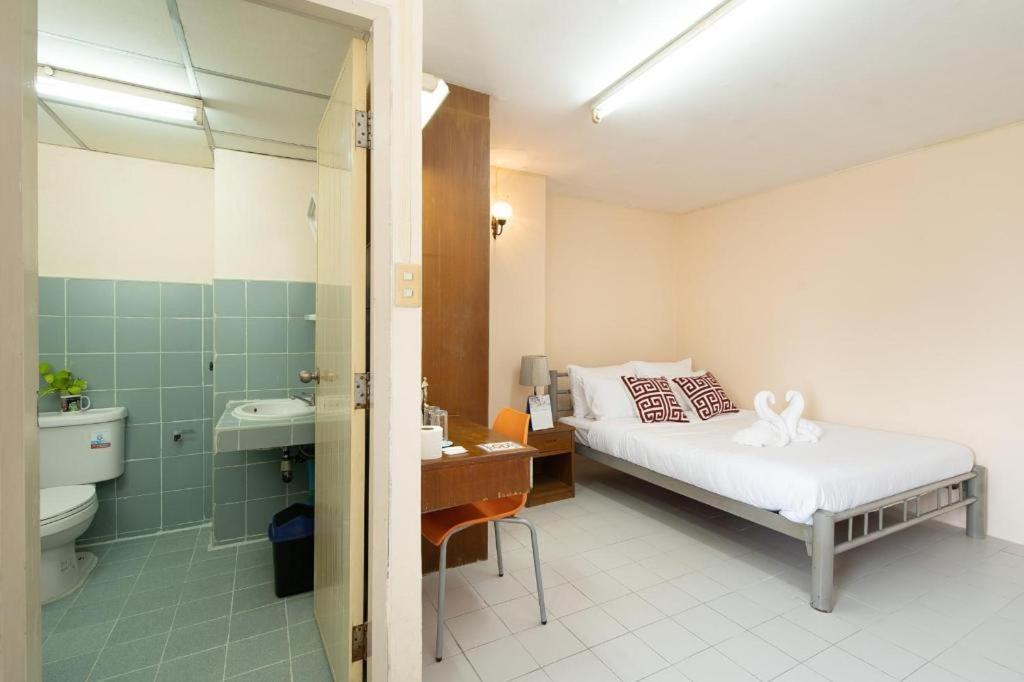 Surang Mansion Hotel 3*