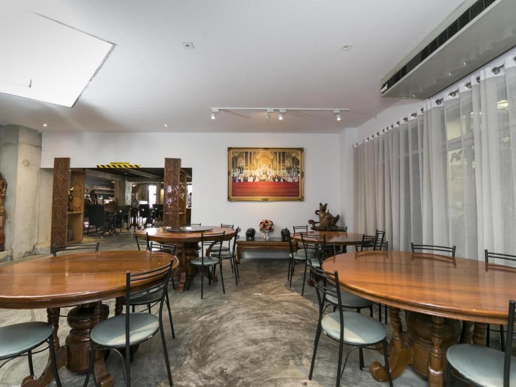 Intown Hotel 3*