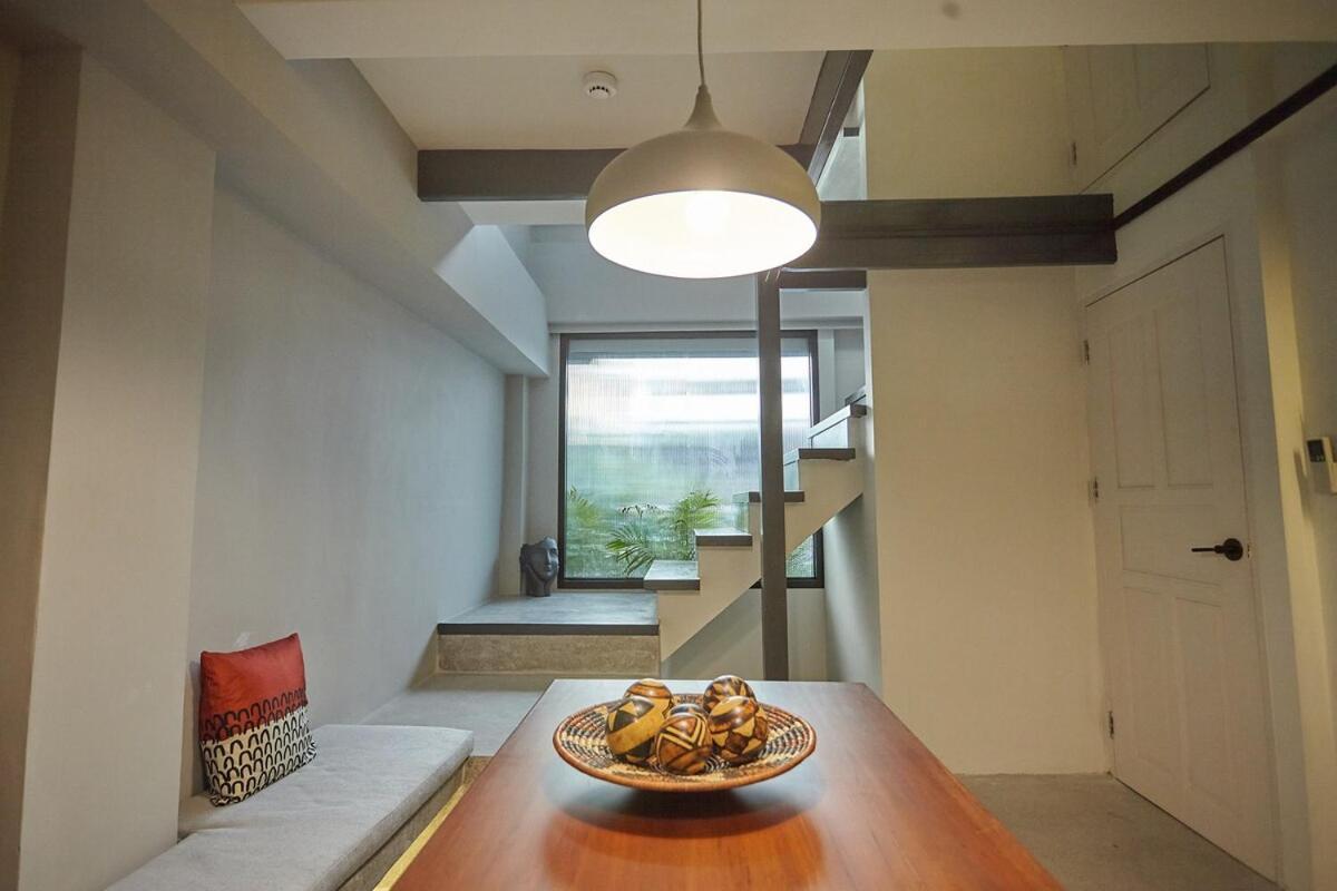 Stylish Duplex 2 Bedroom - 3 Mins Walk To Bts Nana Apartment Bangkok