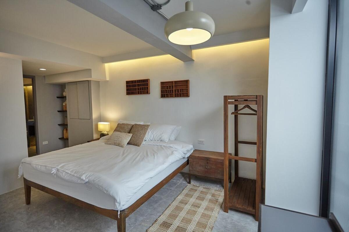 Stylish Duplex 2 Bedroom - 3 Mins Walk To Bts Nana * Bangkok