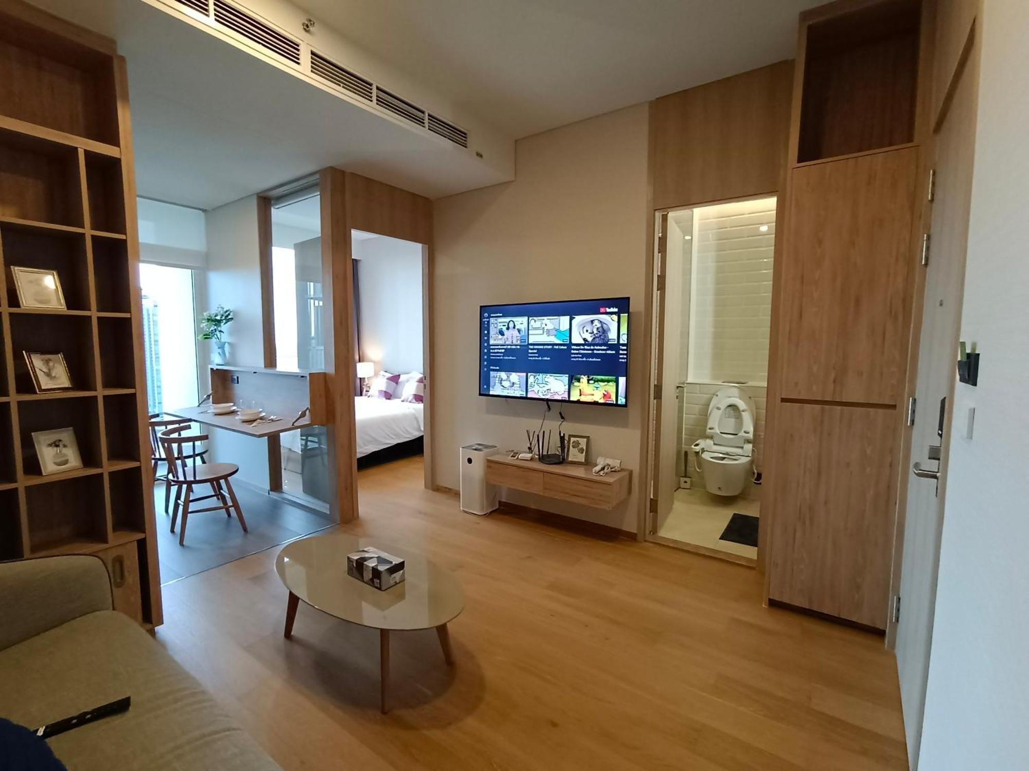 1bed High Floor Close Tobts Ekamai Apartment