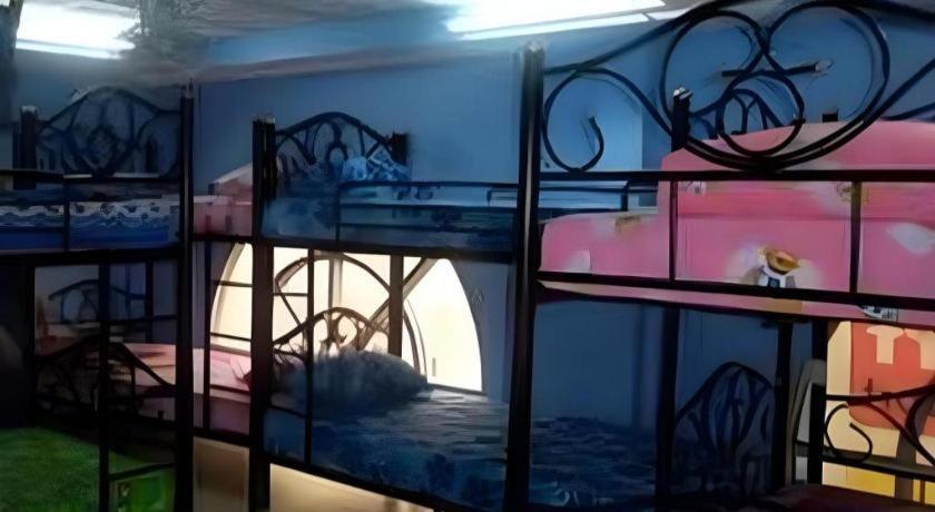 Centaur Hostel *