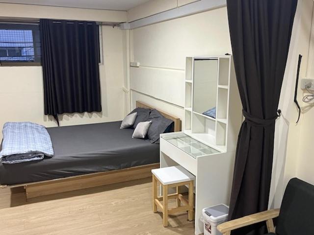 Pet Friendly Cozy Twin Beds Near Bts Thonglor Bangkok