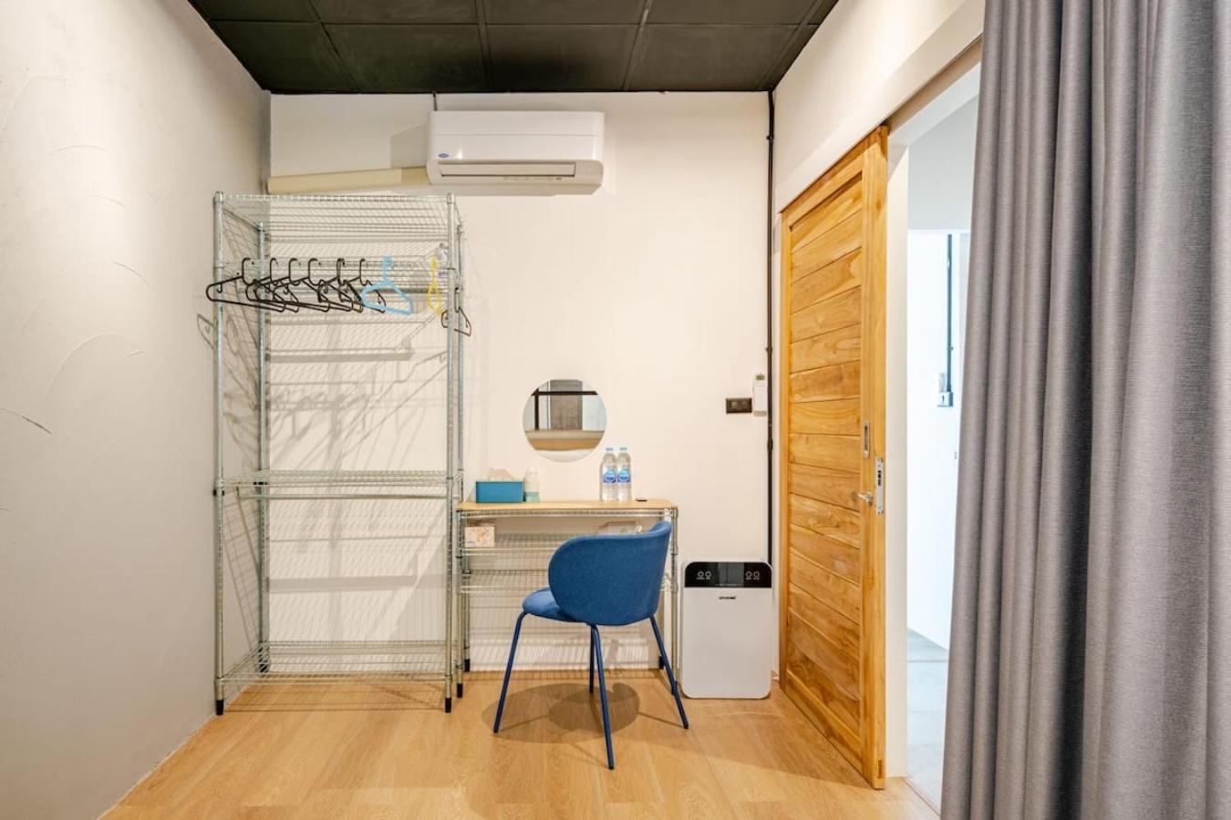 Holiday home Rare Townhouse Perfect For Groups, 8 Mins To Train