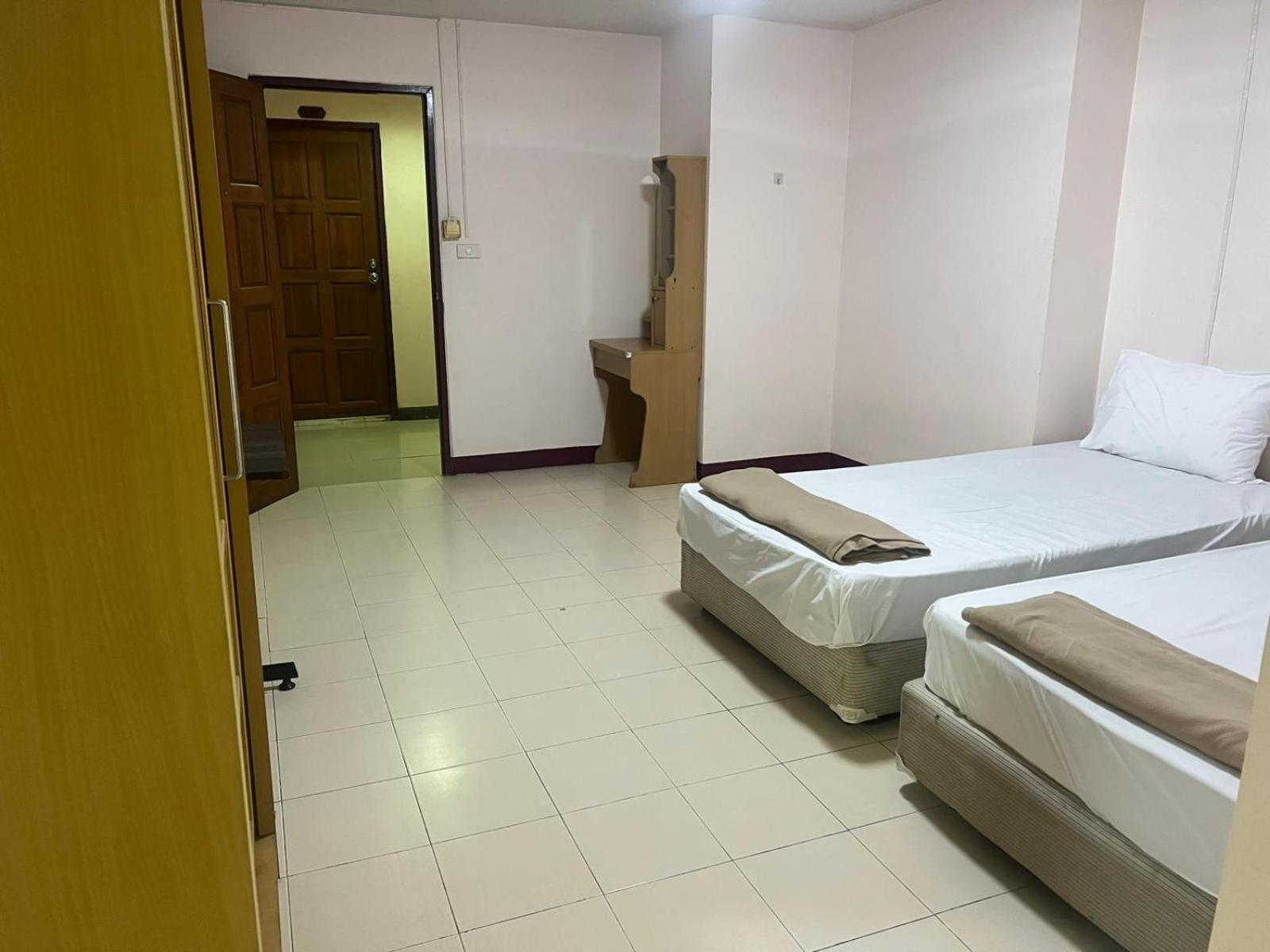 Soni Mansion Pratunam Hotel *