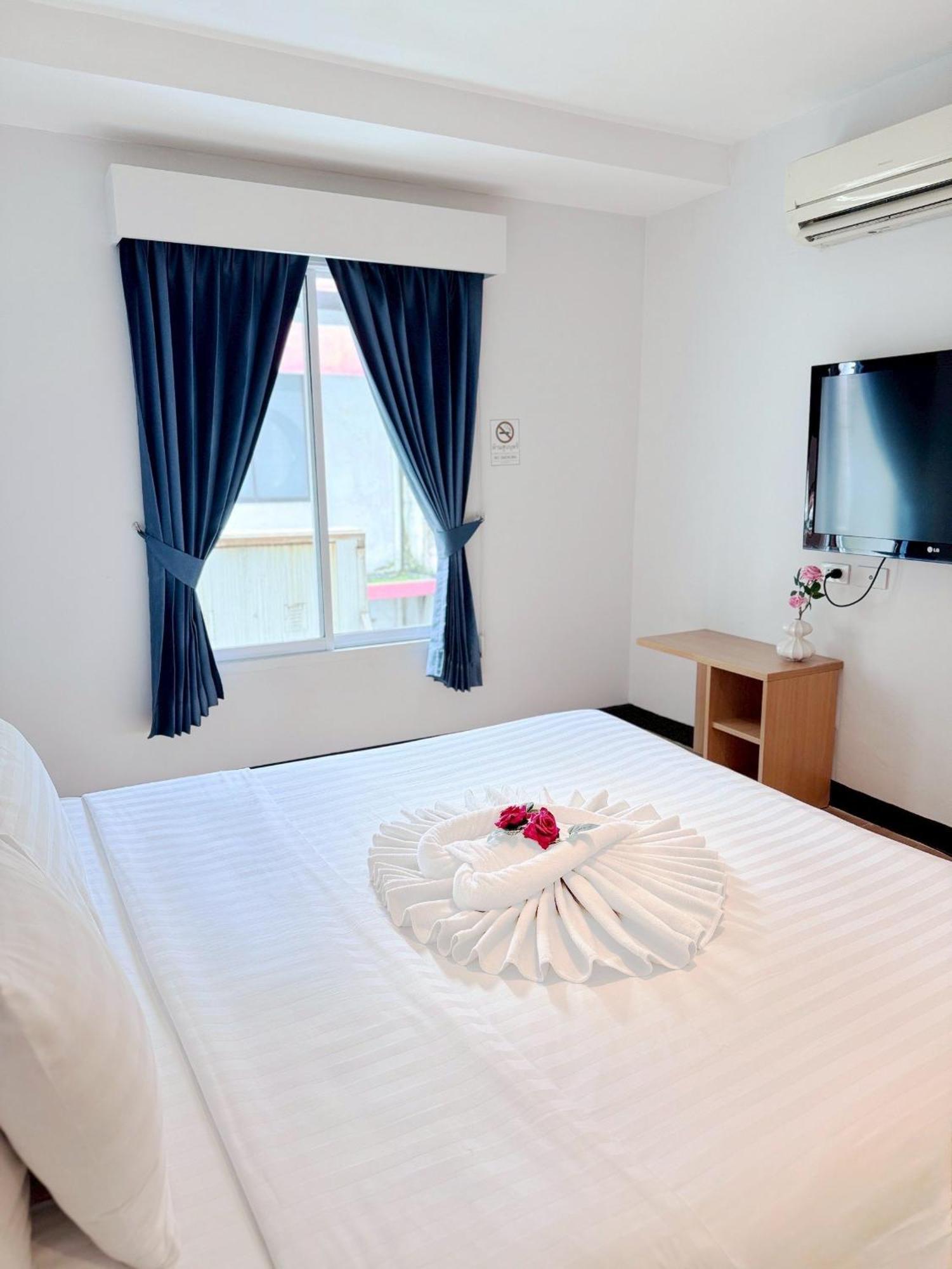 Nantra De Comfort Hotel